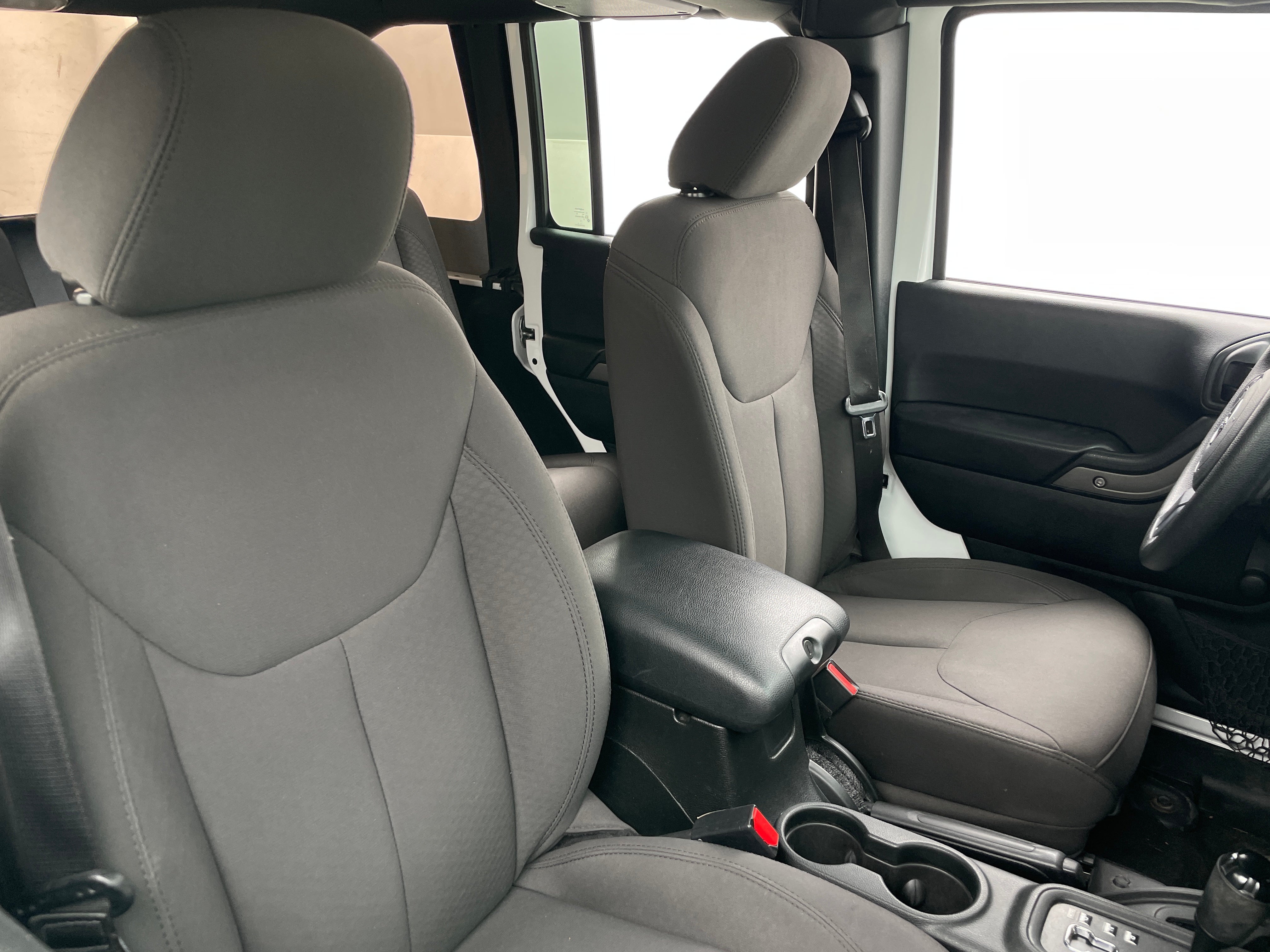 2017 Jeep Wrangler Unlimited Sport 2