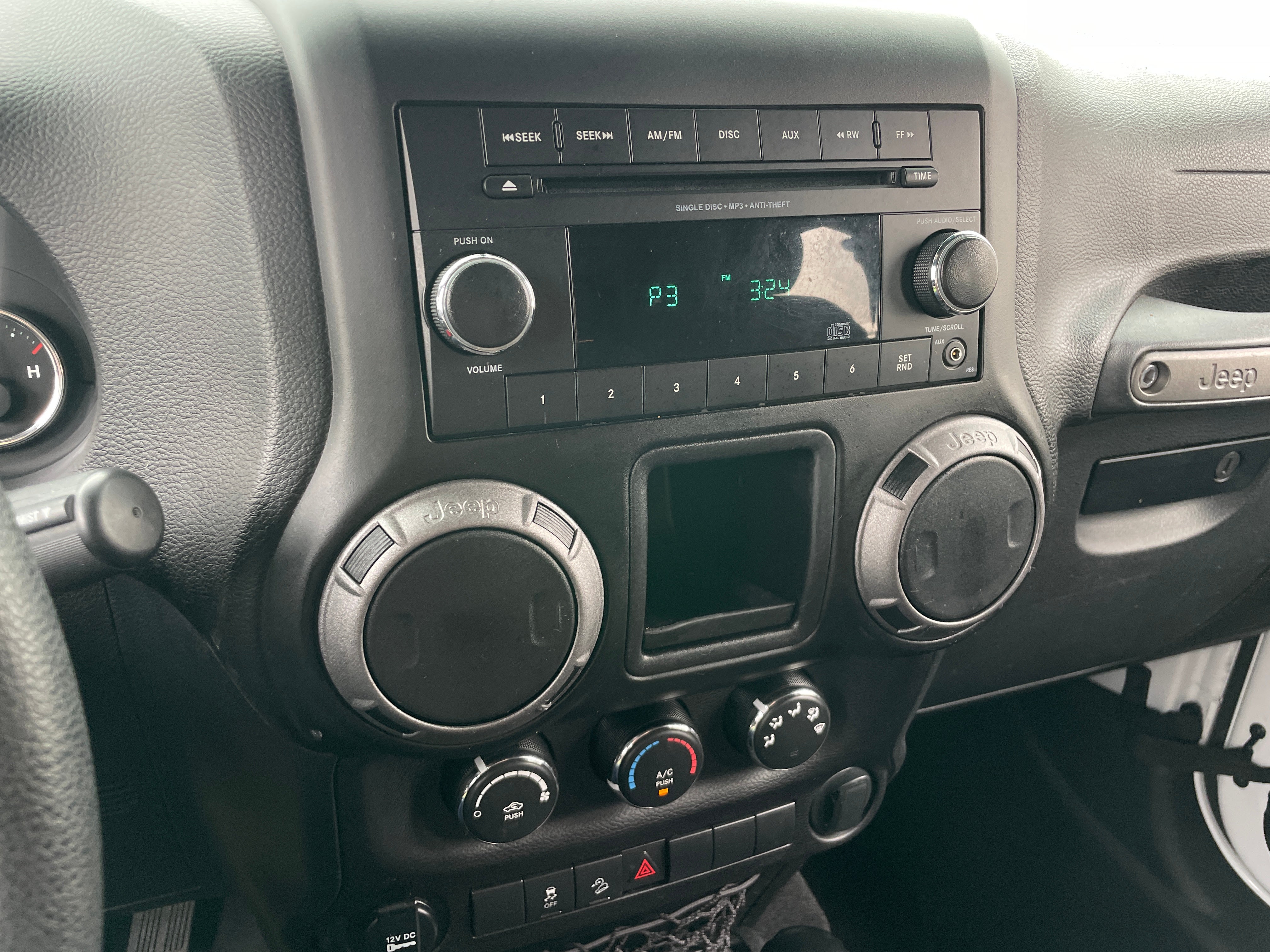 2017 Jeep Wrangler Unlimited Sport 4