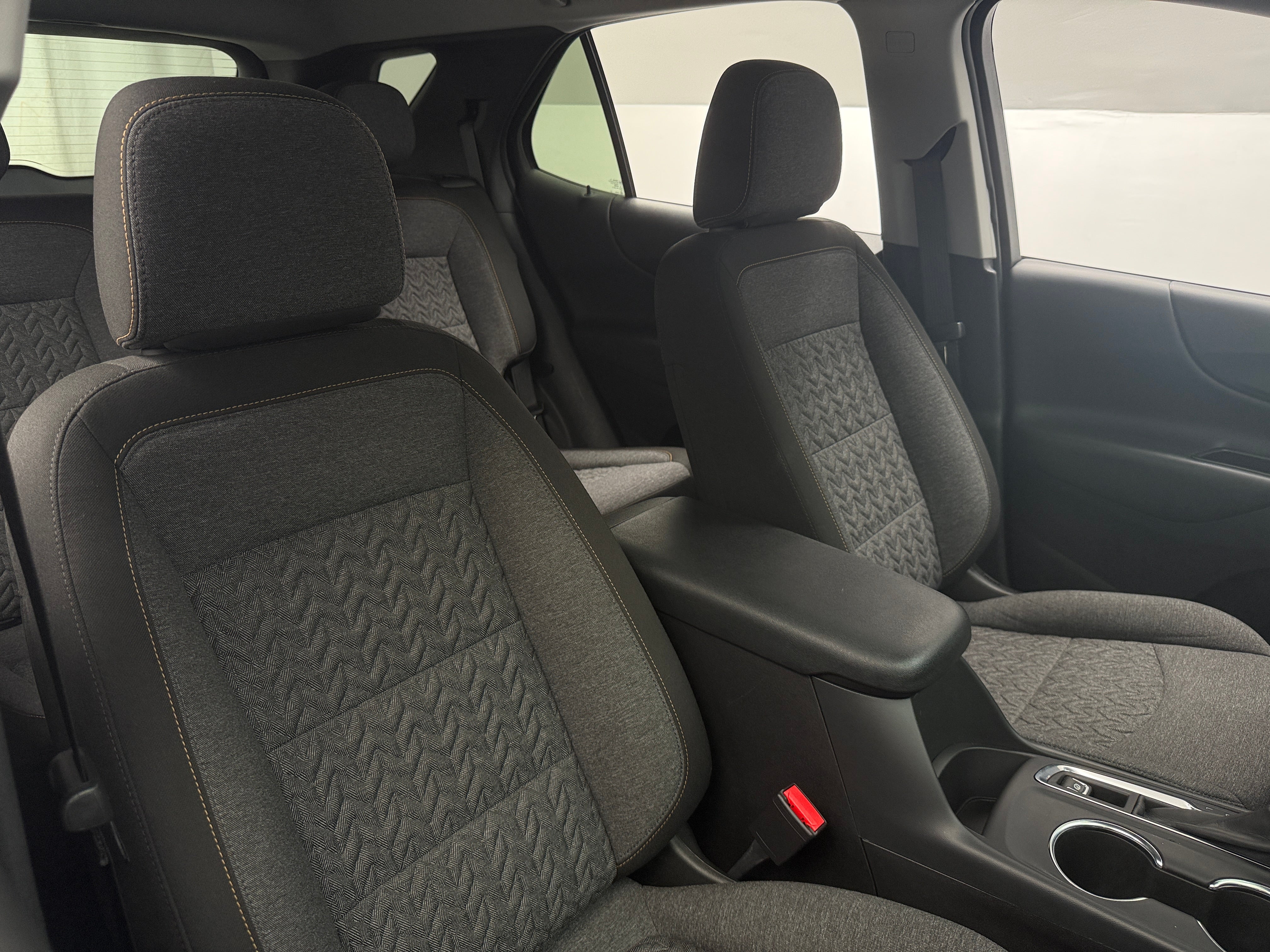 2024 Chevrolet Equinox LT 2