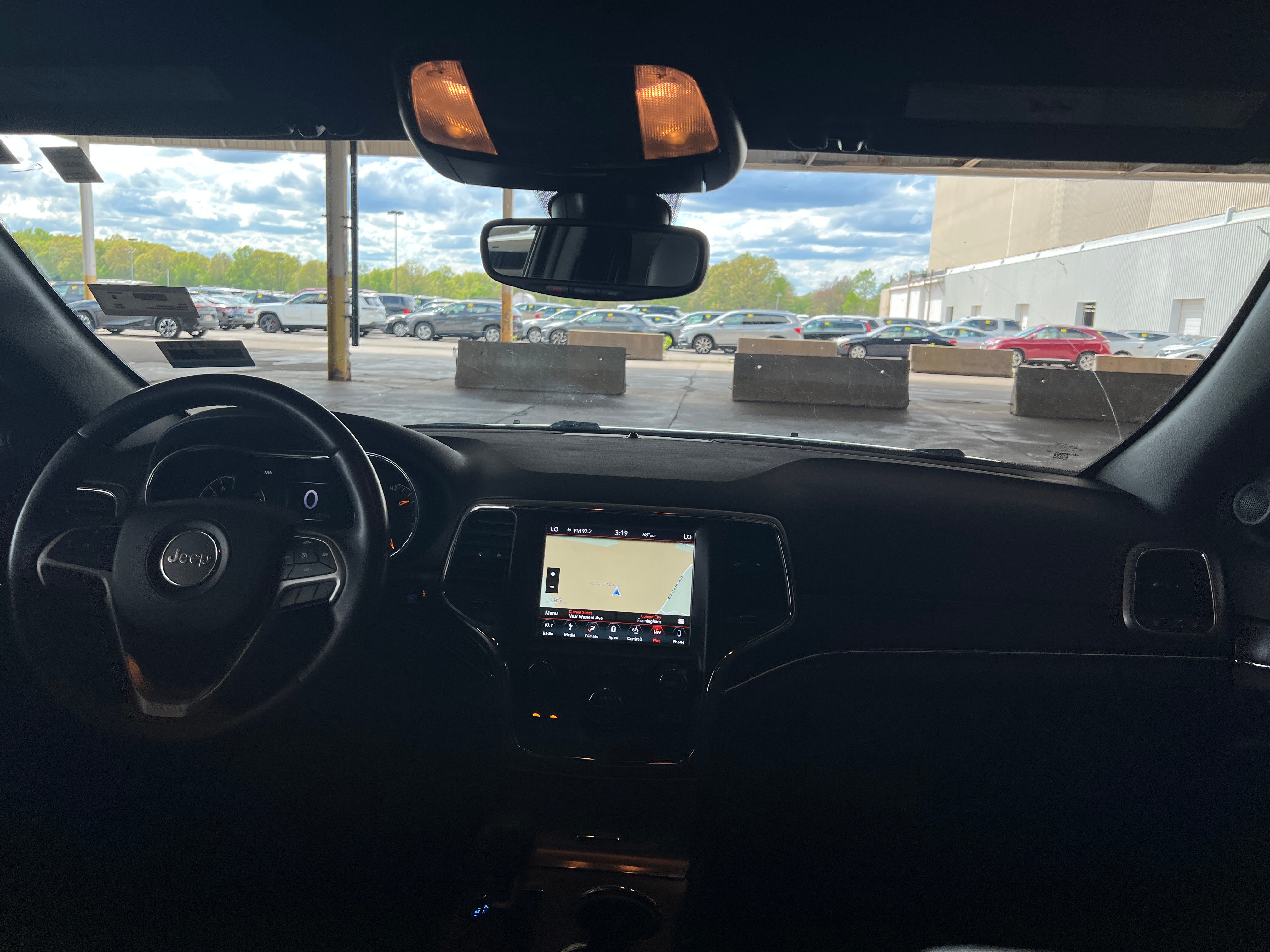 2018 Jeep Grand Cherokee Limited Edition 2
