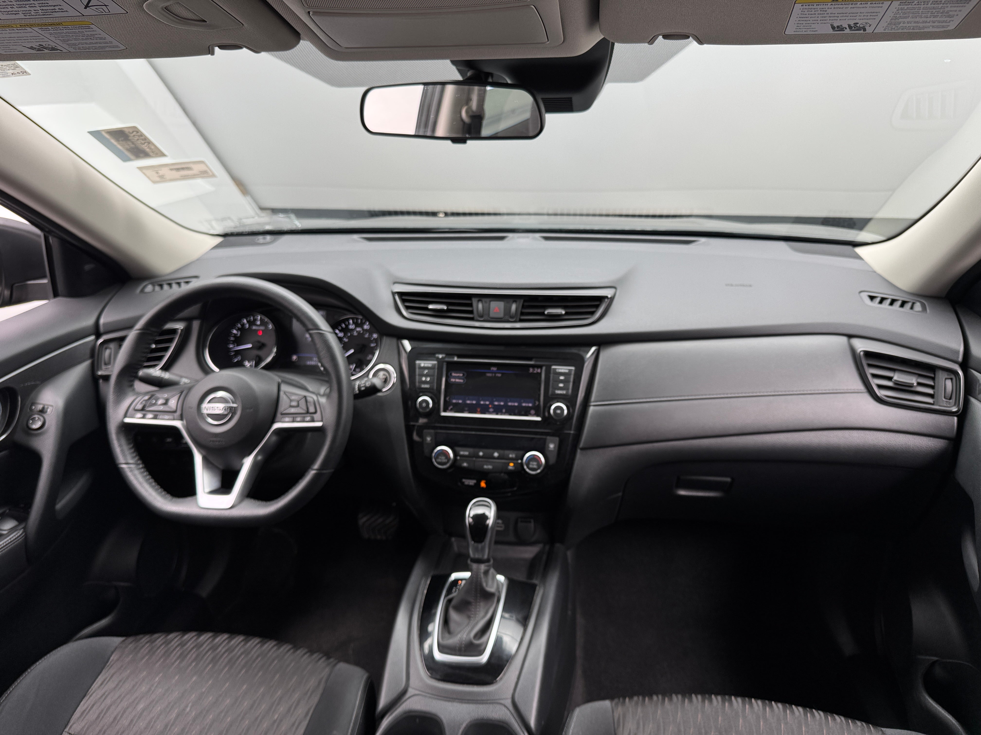 2020 Nissan Rogue SV 3