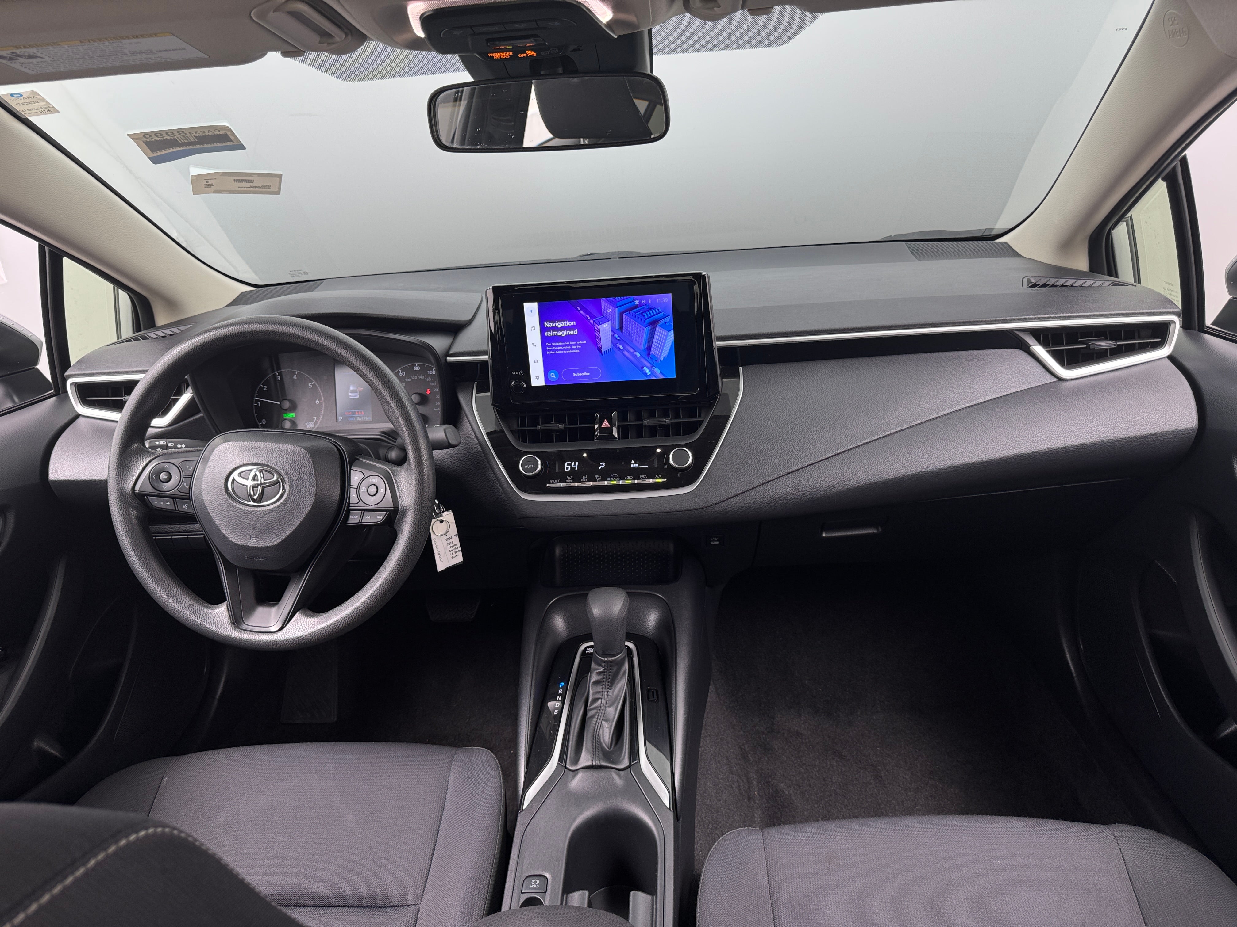 2023 Toyota Corolla LE 3
