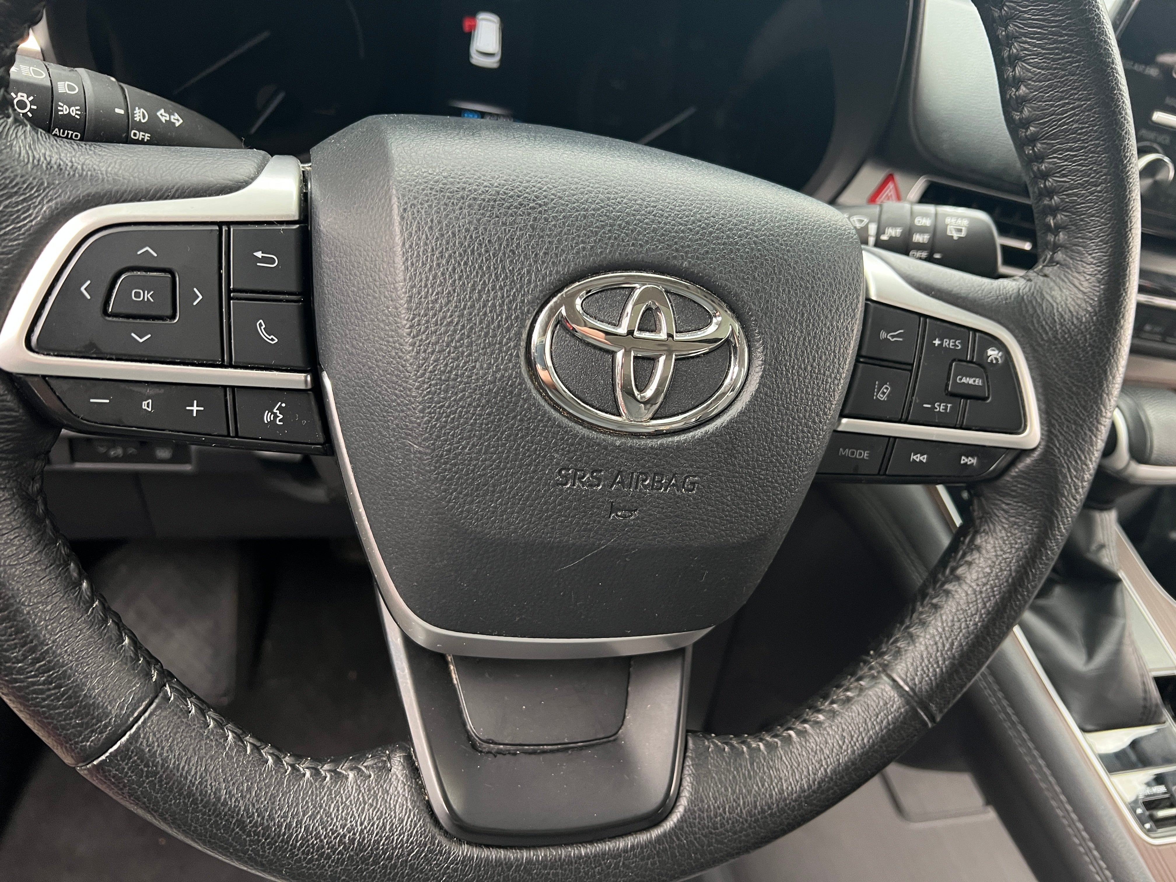 2021 Toyota Sienna XLE 4