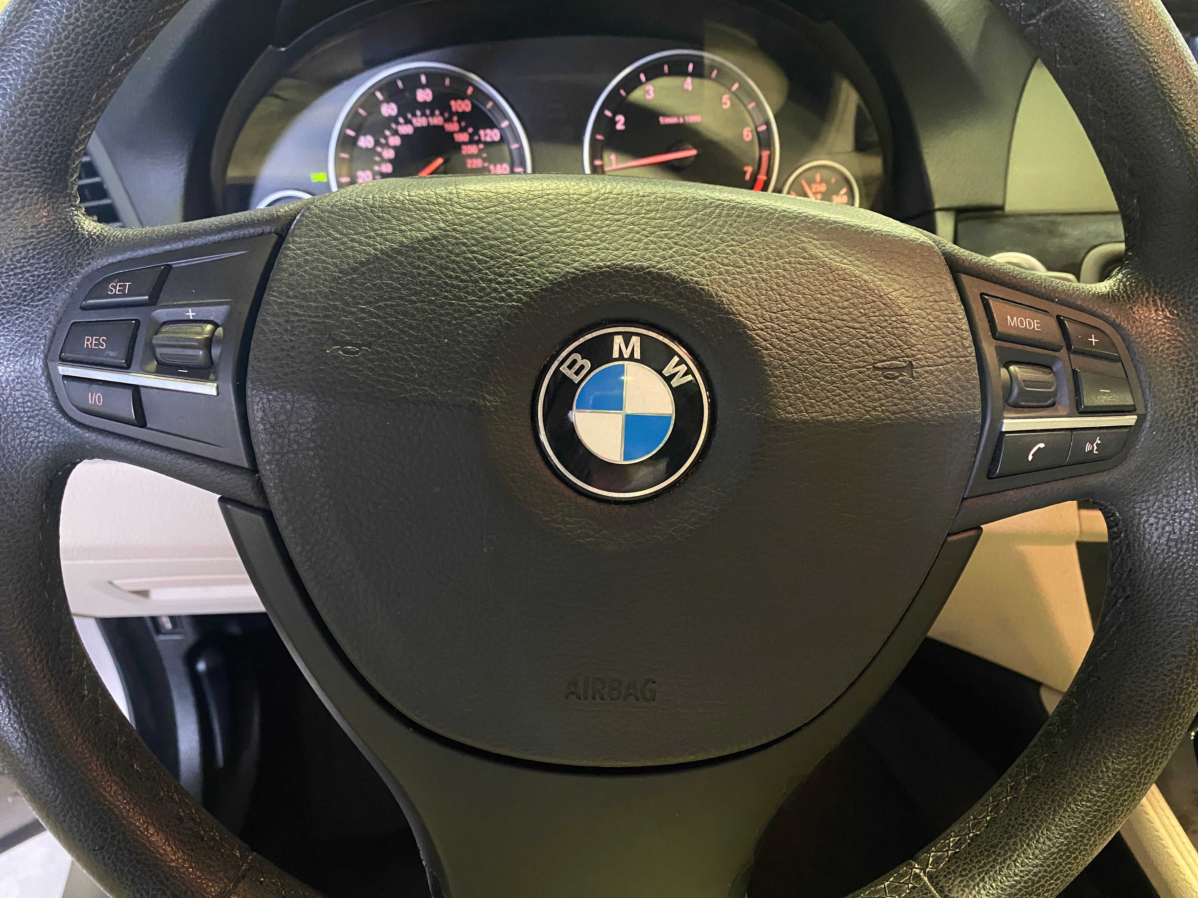 2012 BMW 5 Series 528i 4