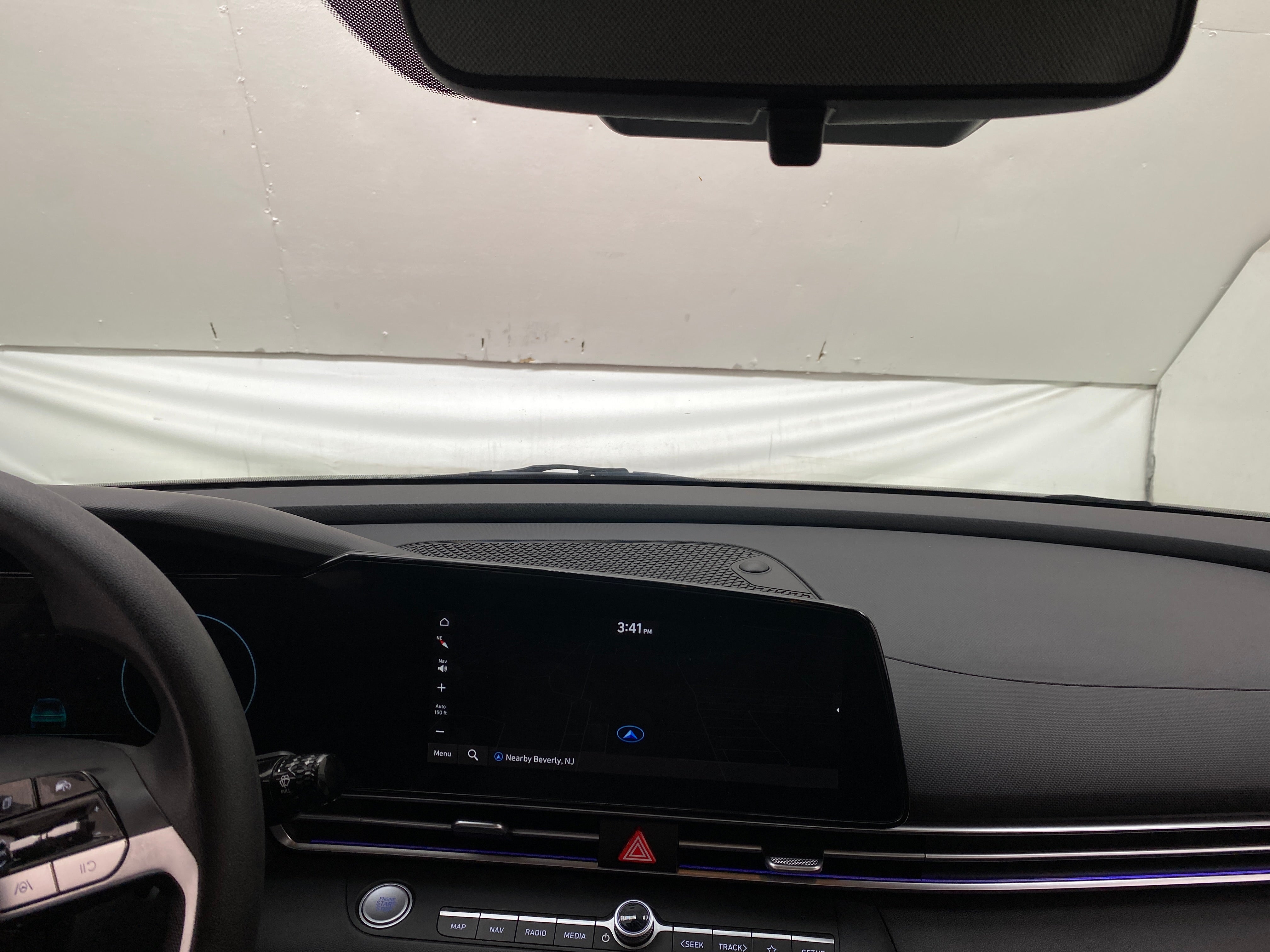 2024 Hyundai Elantra SEL 3