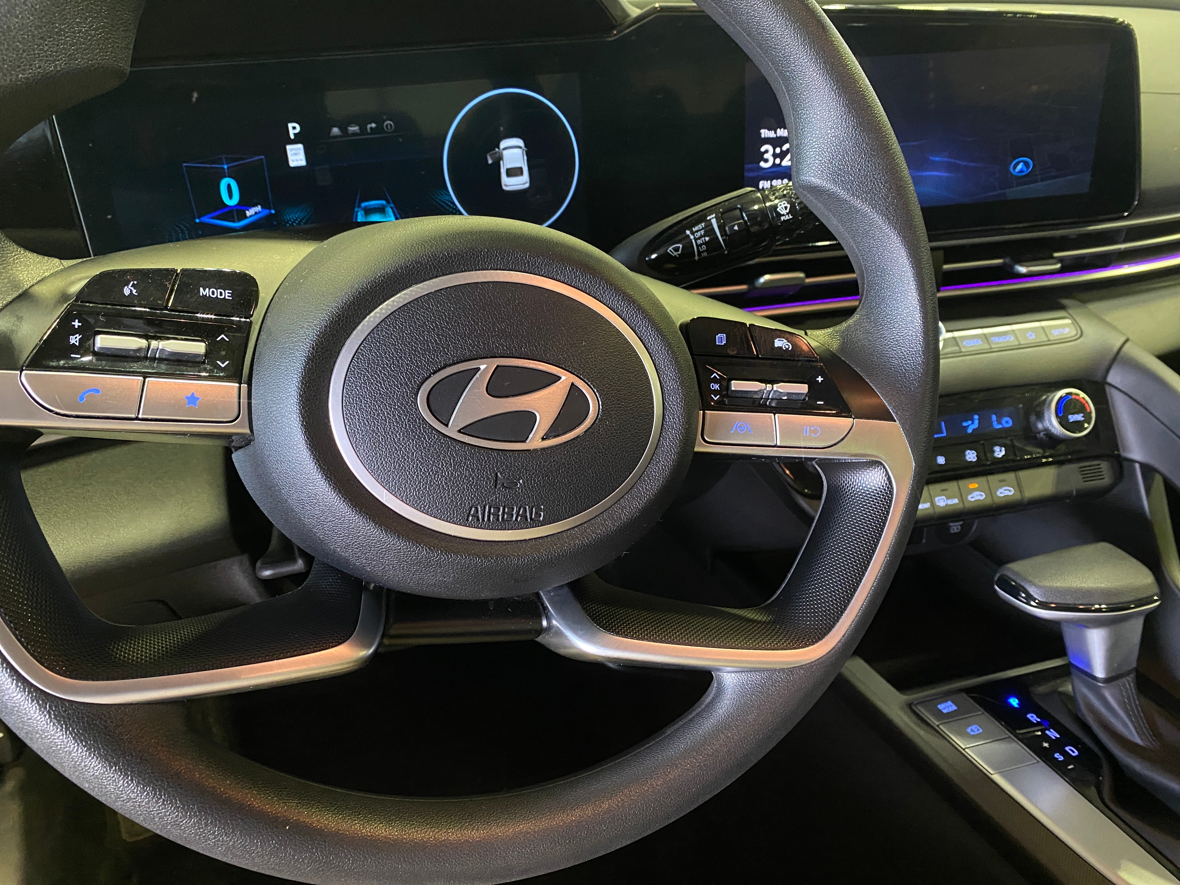 2024 Hyundai Elantra SEL 4