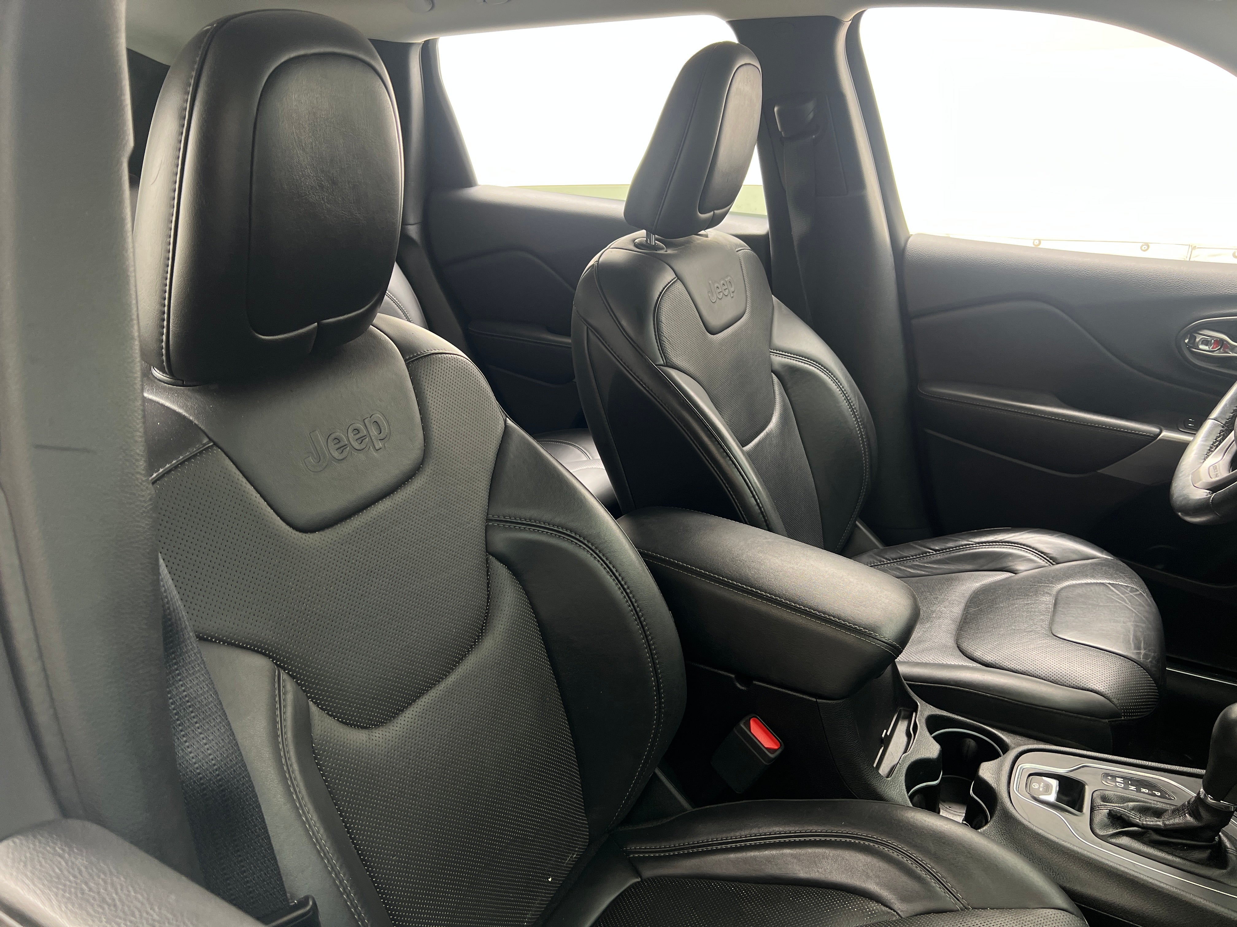 2019 Jeep Cherokee Limited Edition 2