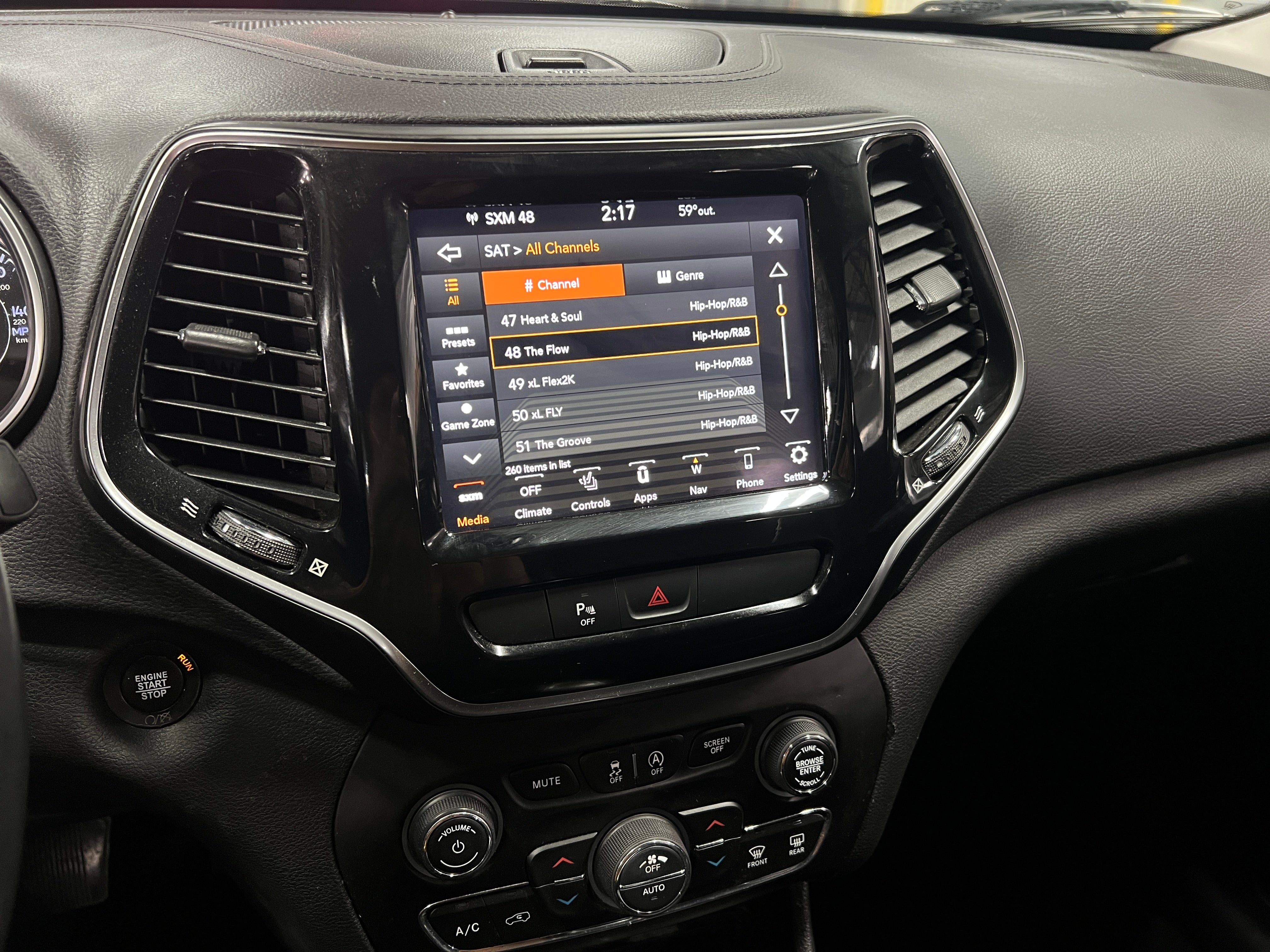 2019 Jeep Cherokee Limited Edition 4