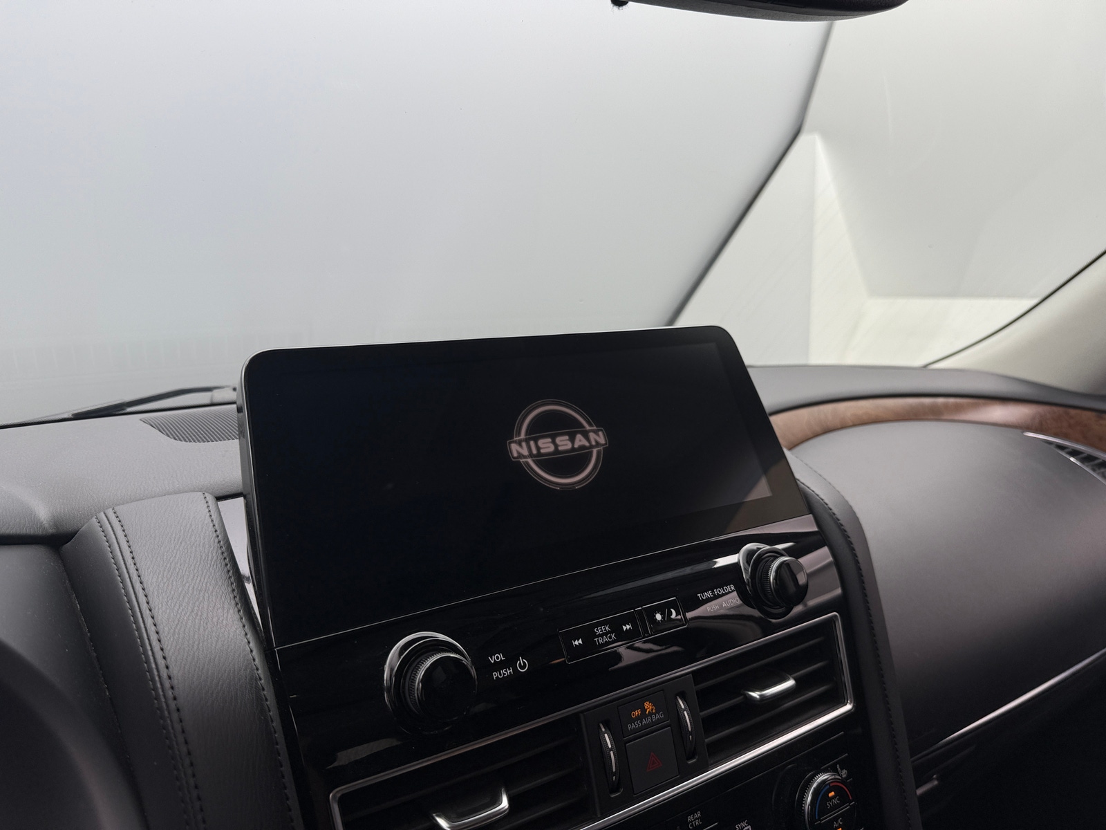 Thumbnail: 2023 Nissan Armada - 3