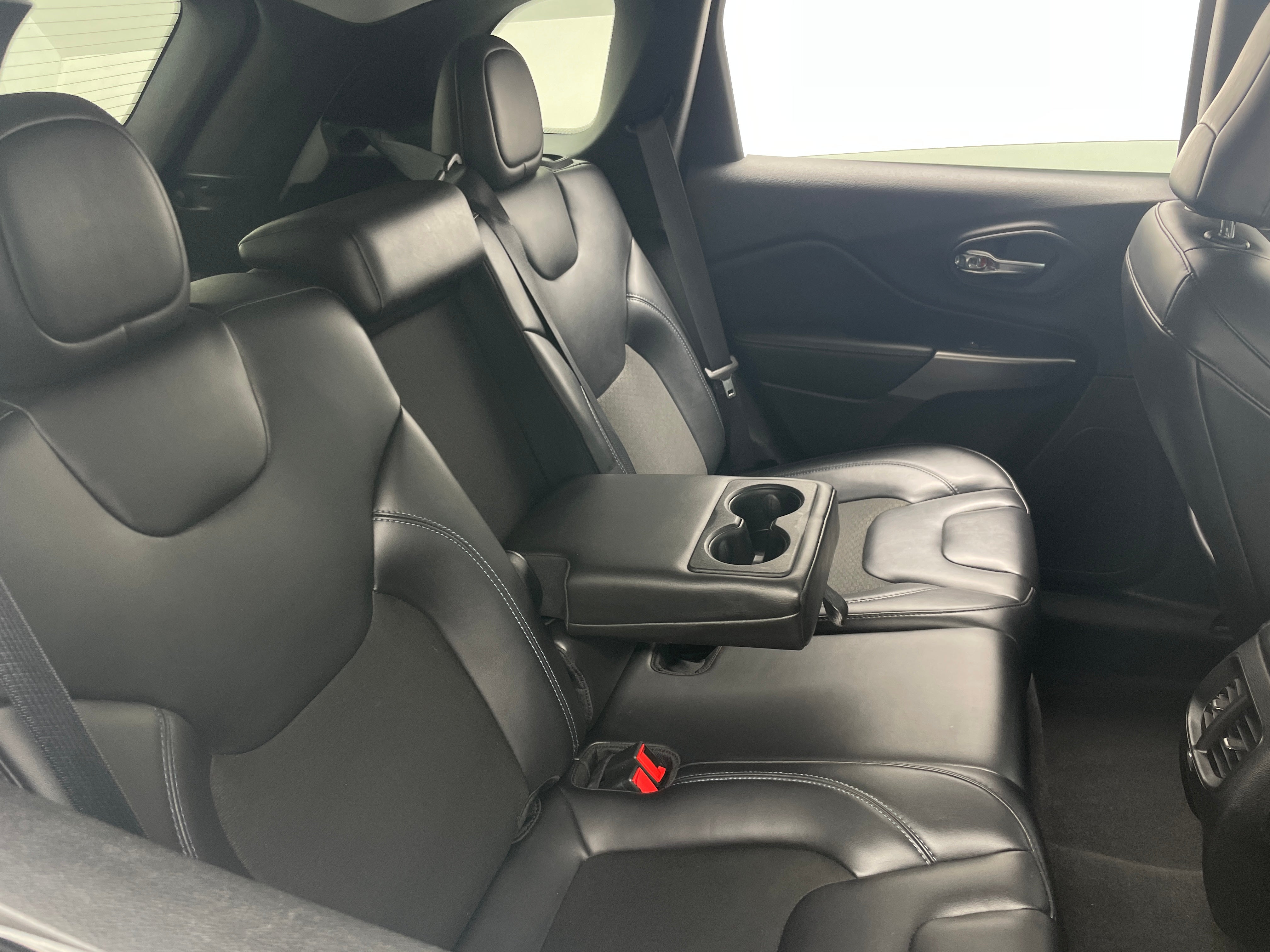 2021 Jeep Cherokee Latitude 6