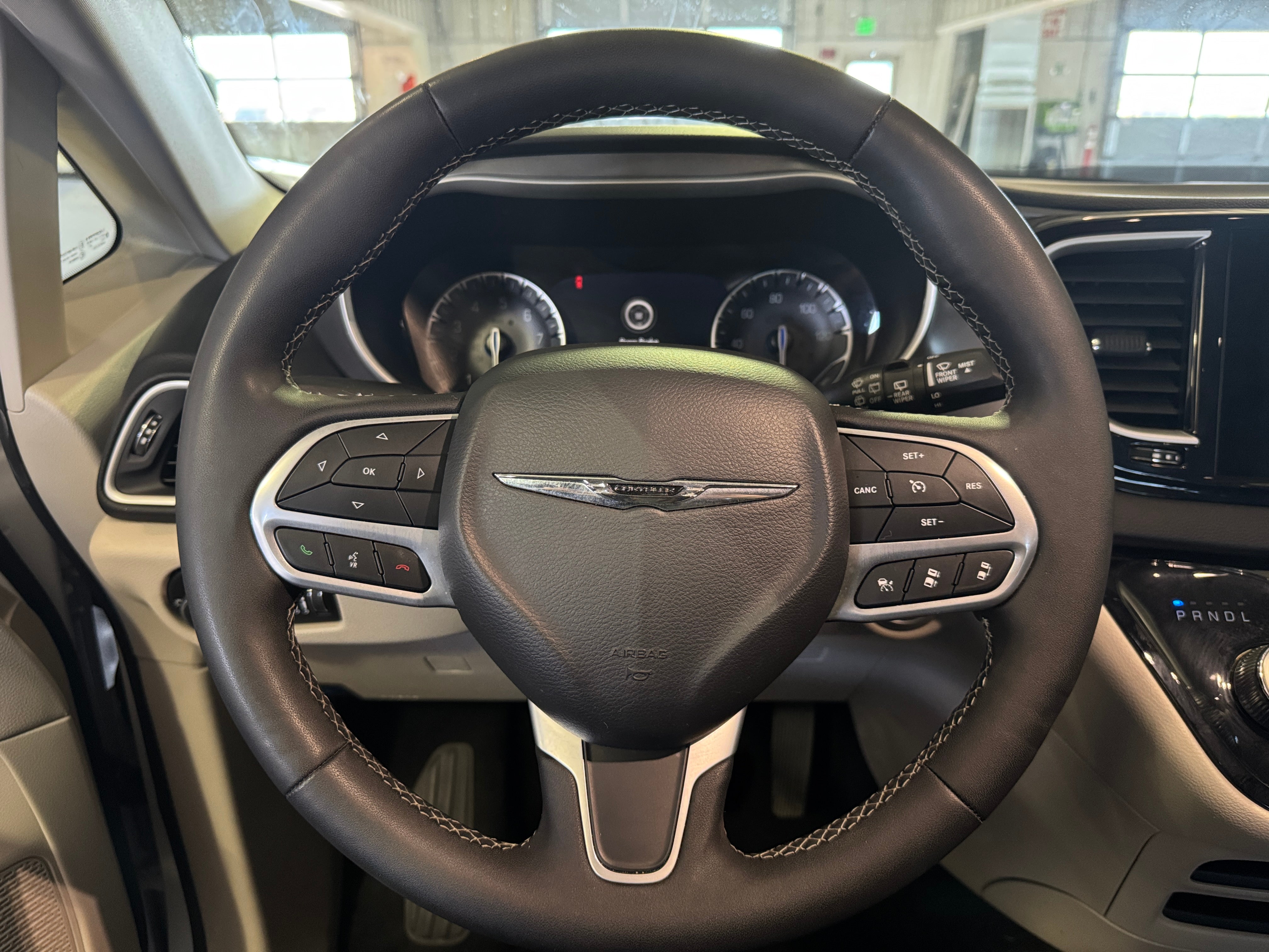 2024 Chrysler Pacifica Touring L 4