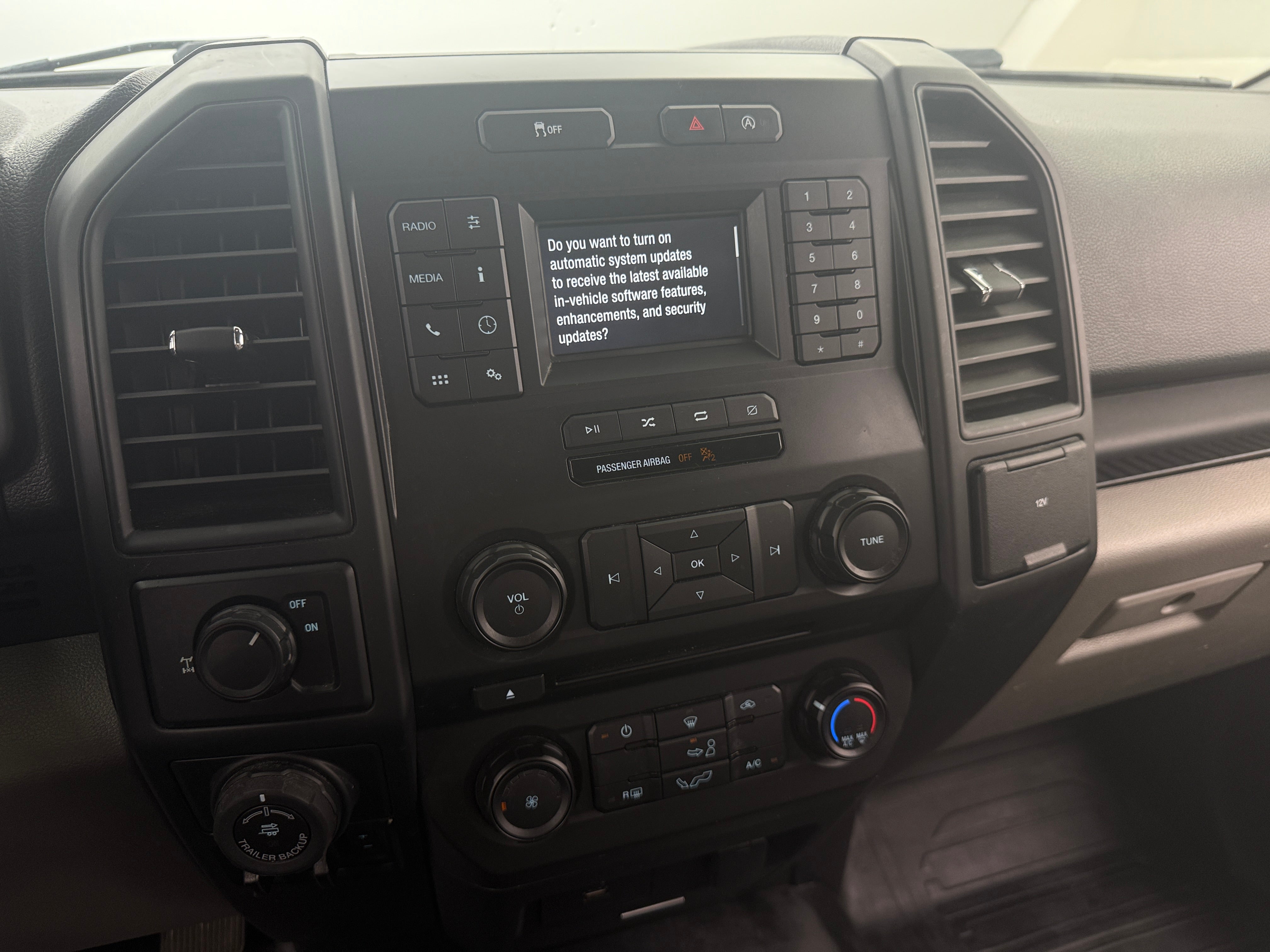 2018 Ford Econoline E-150 2