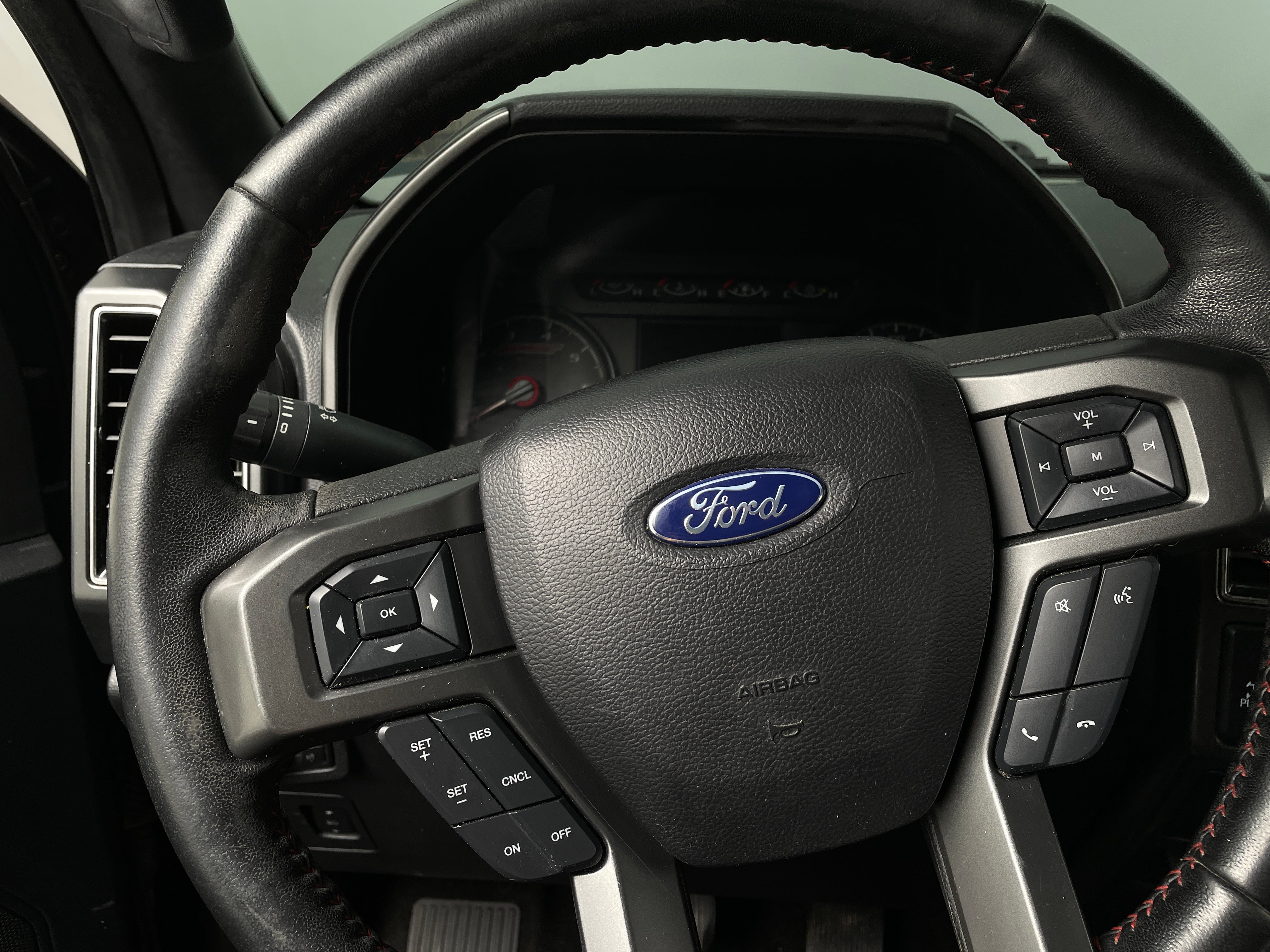 2019 Ford Econoline E-150 5