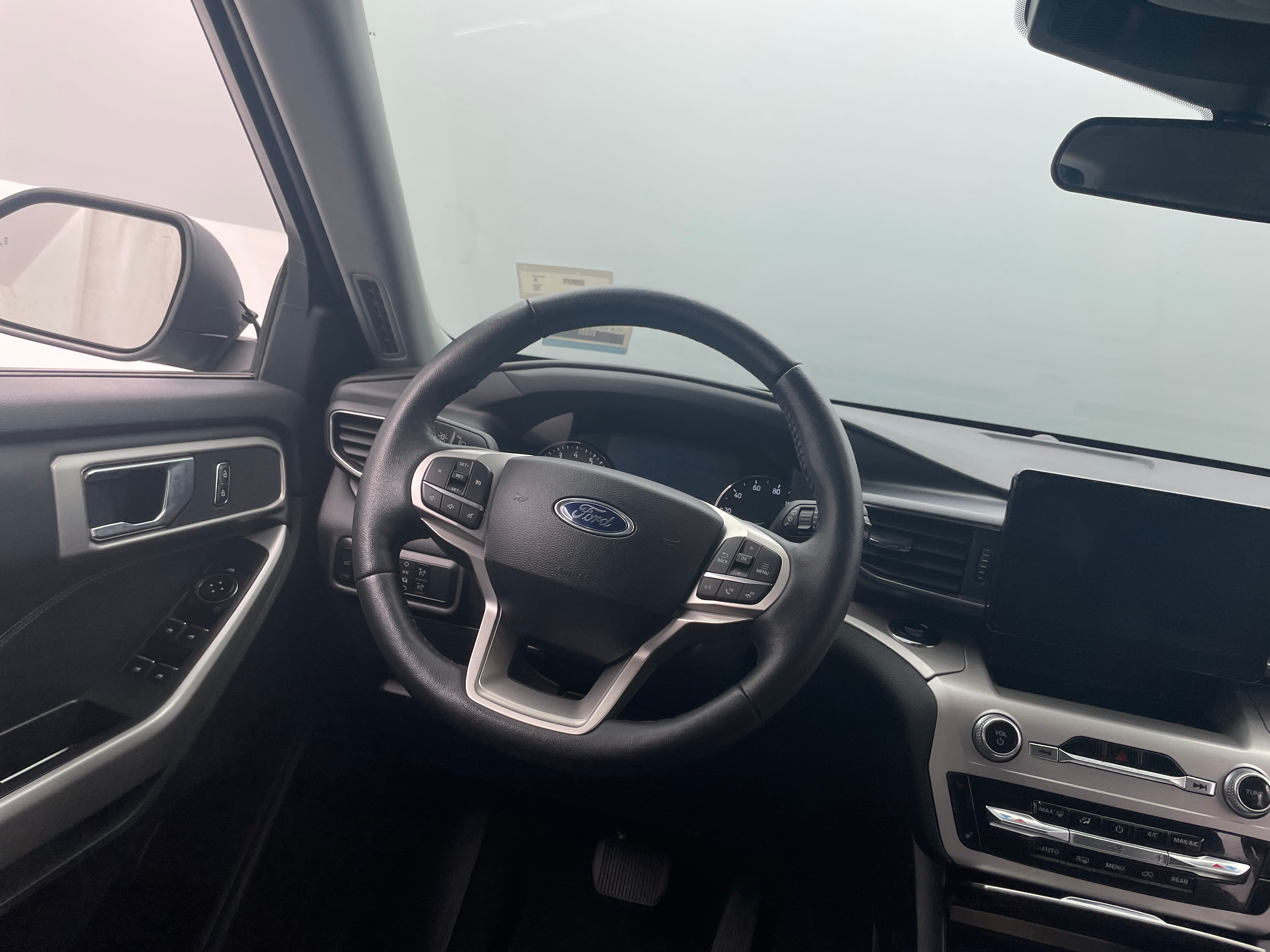 2024 Ford Explorer XLT 5