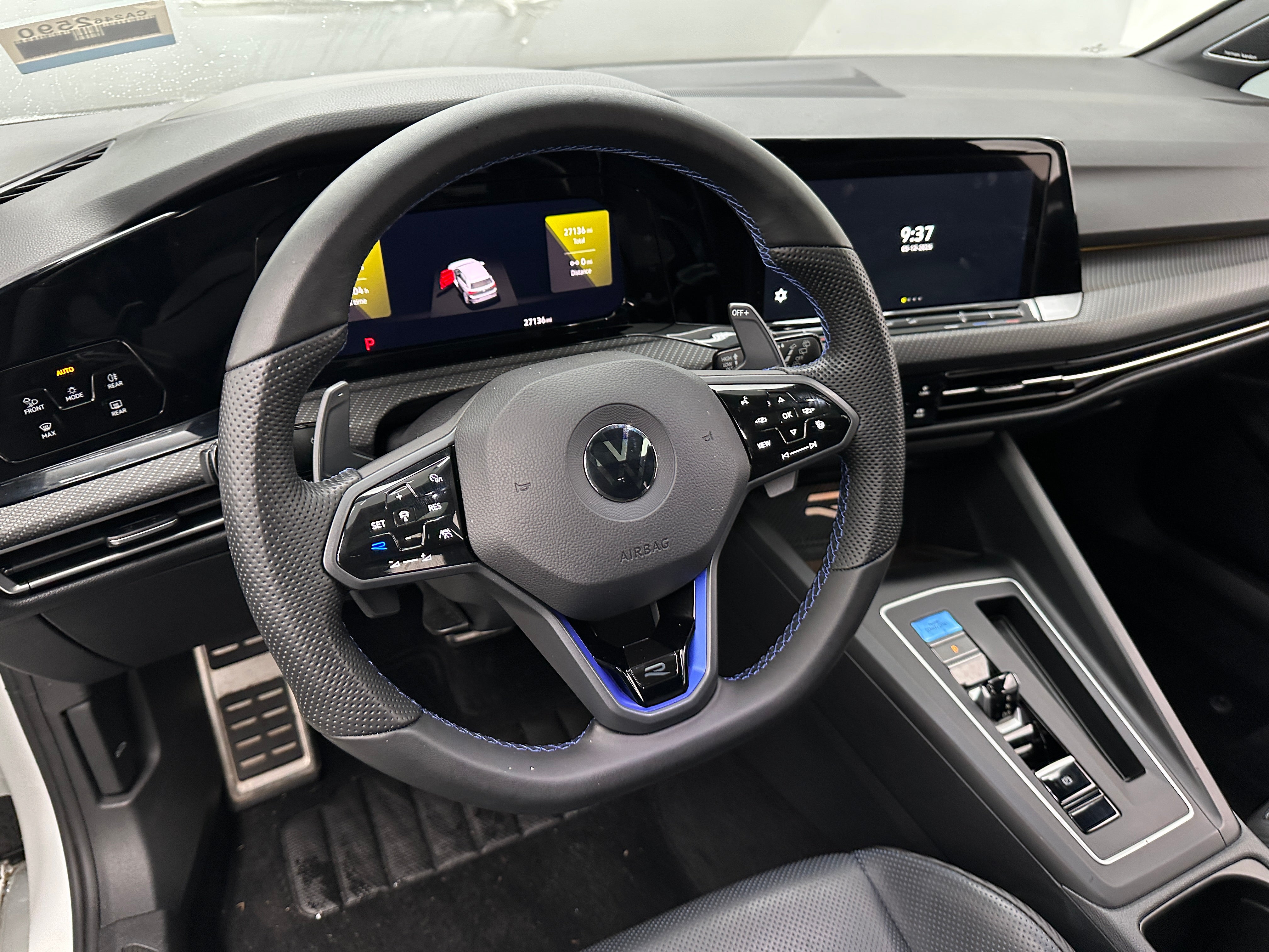 2022 Volkswagen Golf R 4