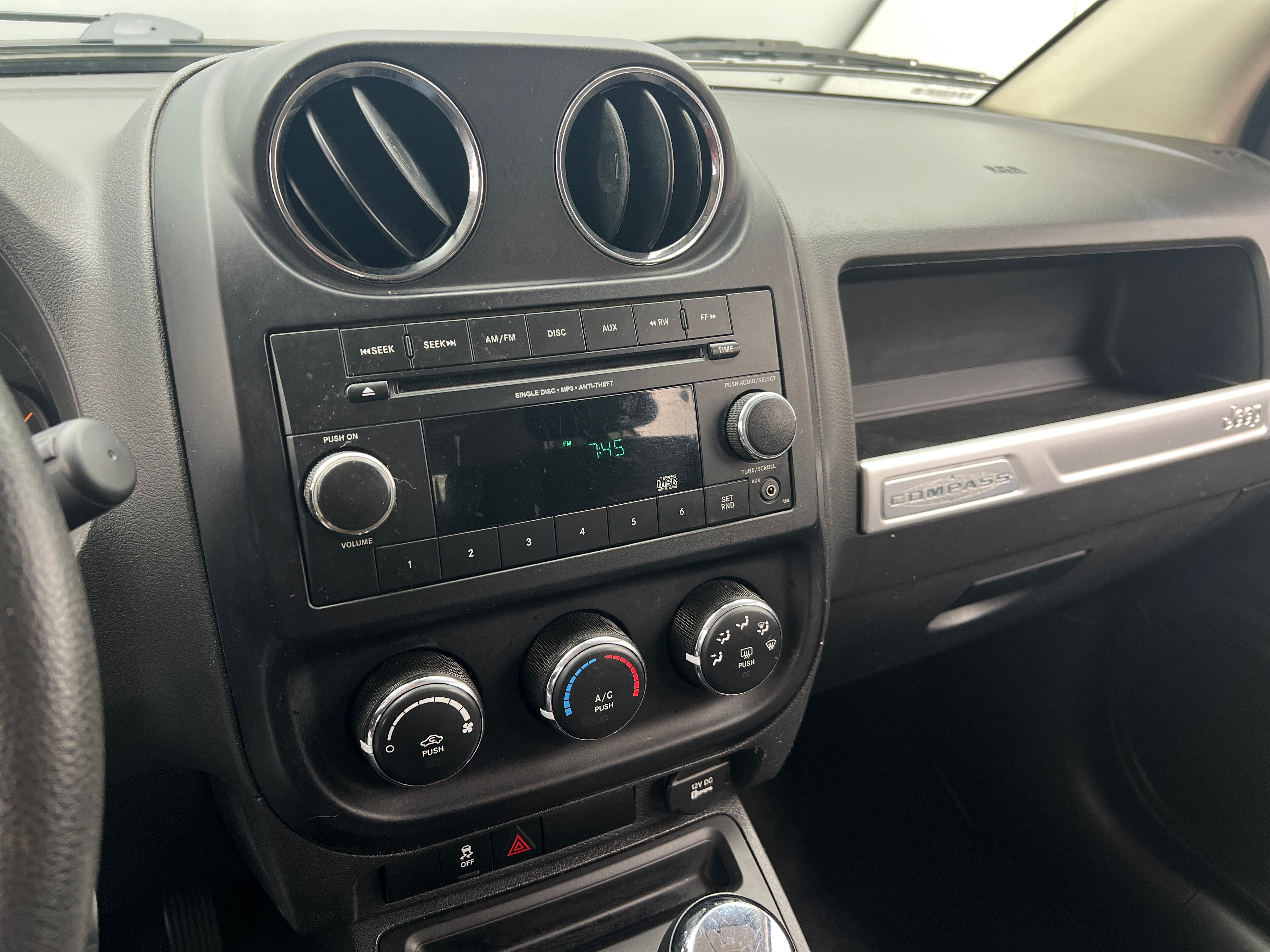 2016 Jeep Compass Sport 4