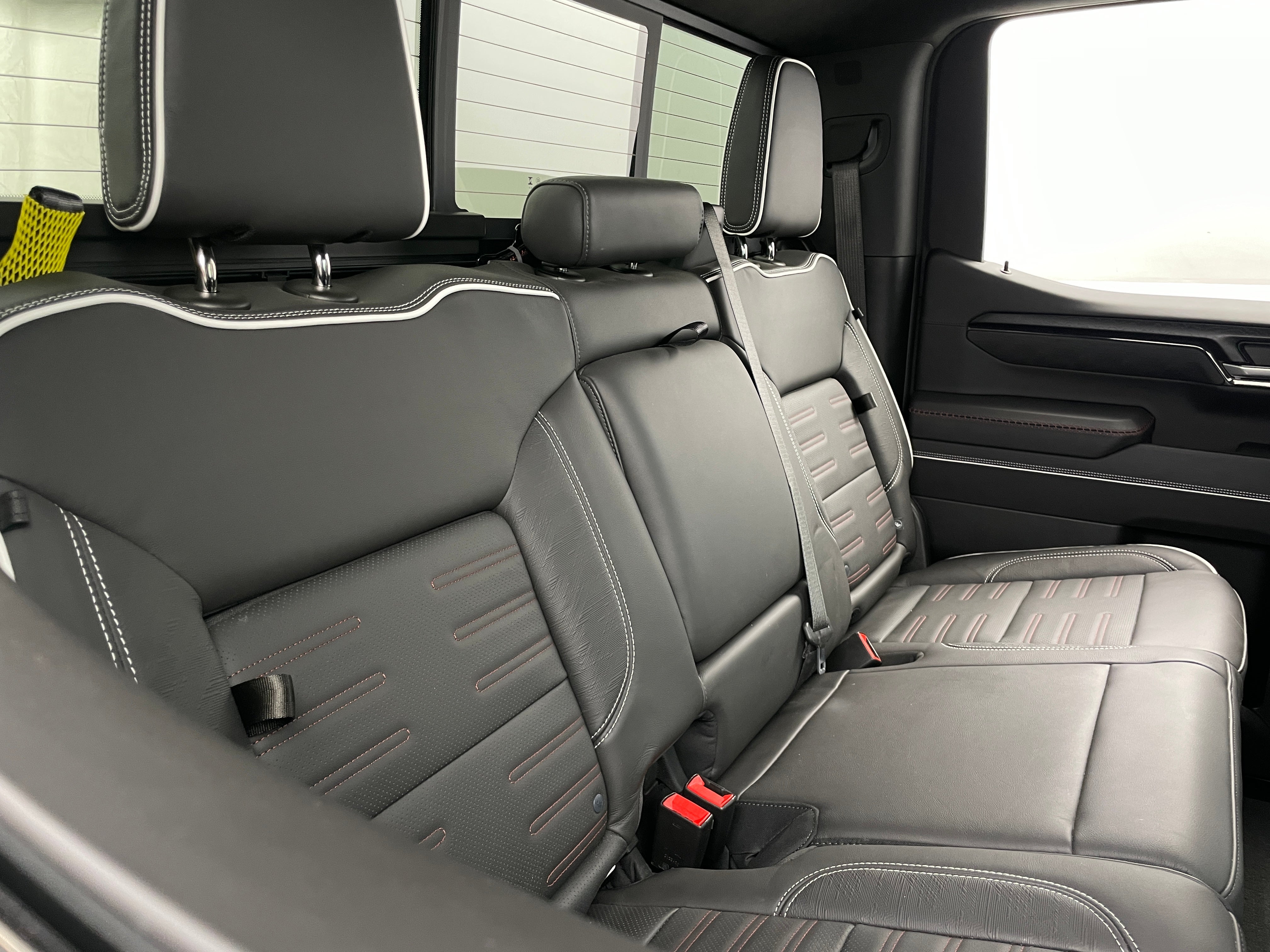 2024 GMC Sierra 1500 AT4X 5