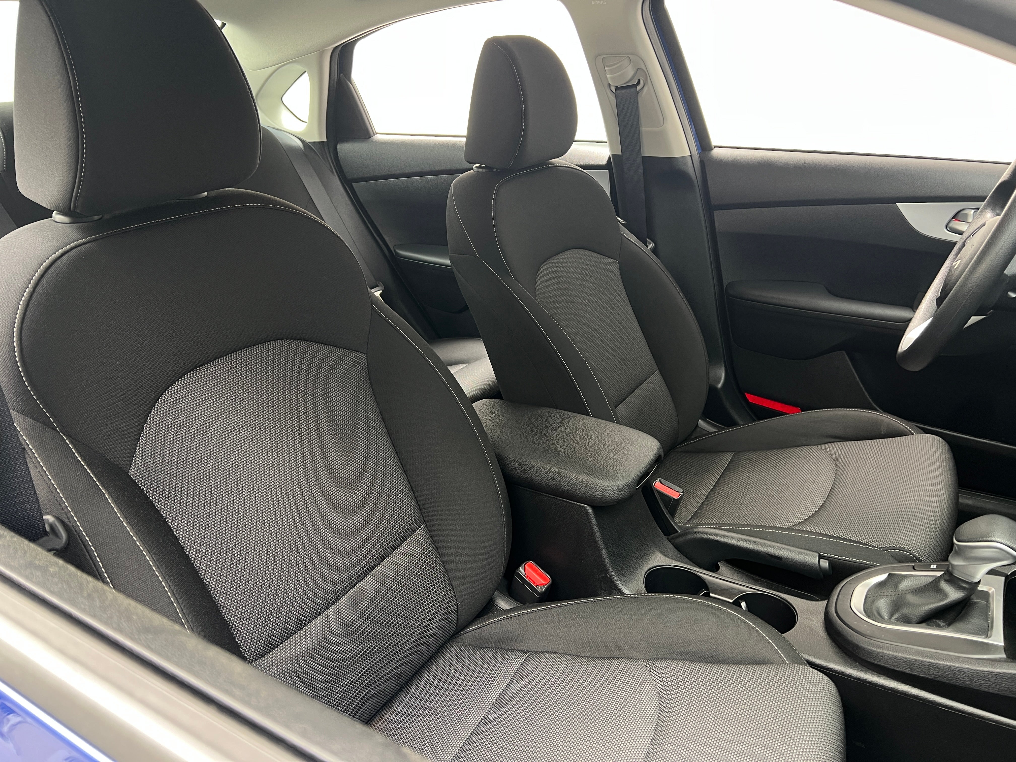 2024 Kia Forte LXS 2