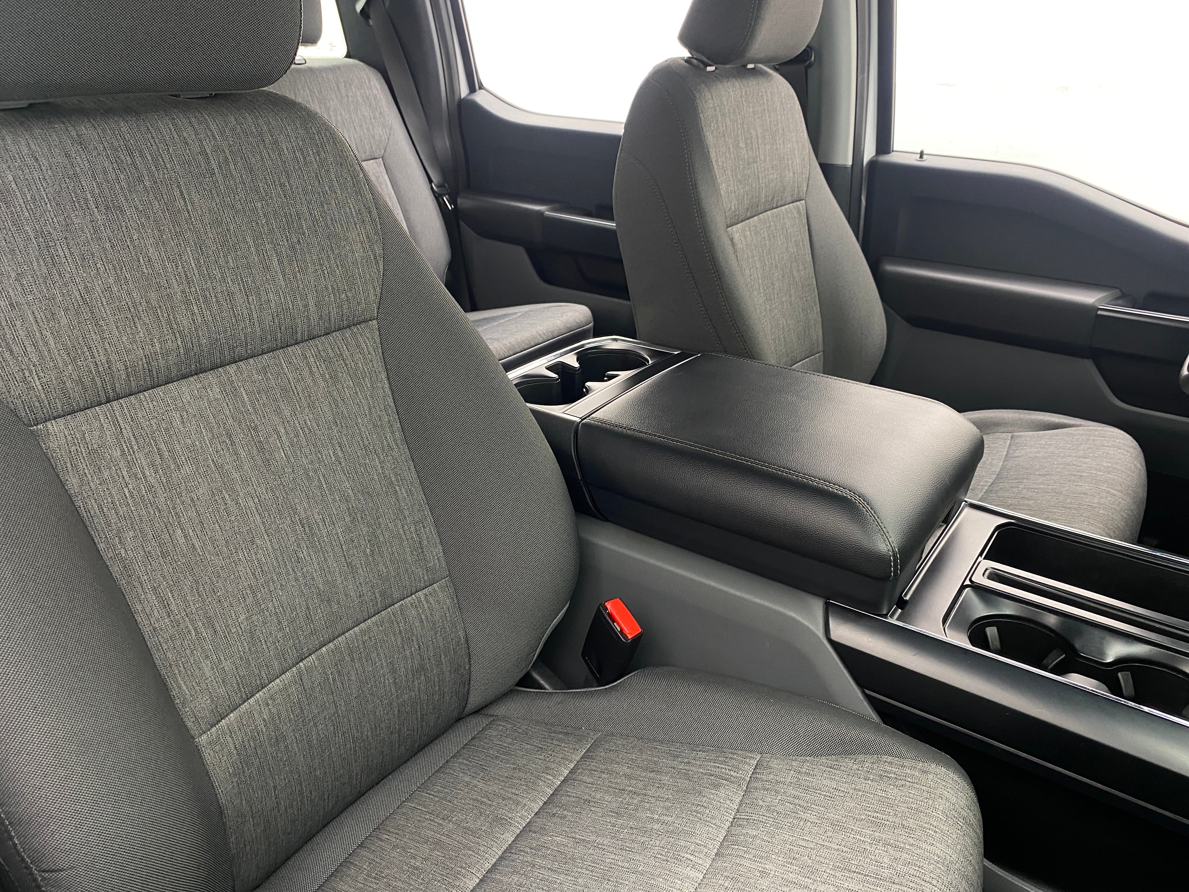 2022 Ford Econoline E-150 2