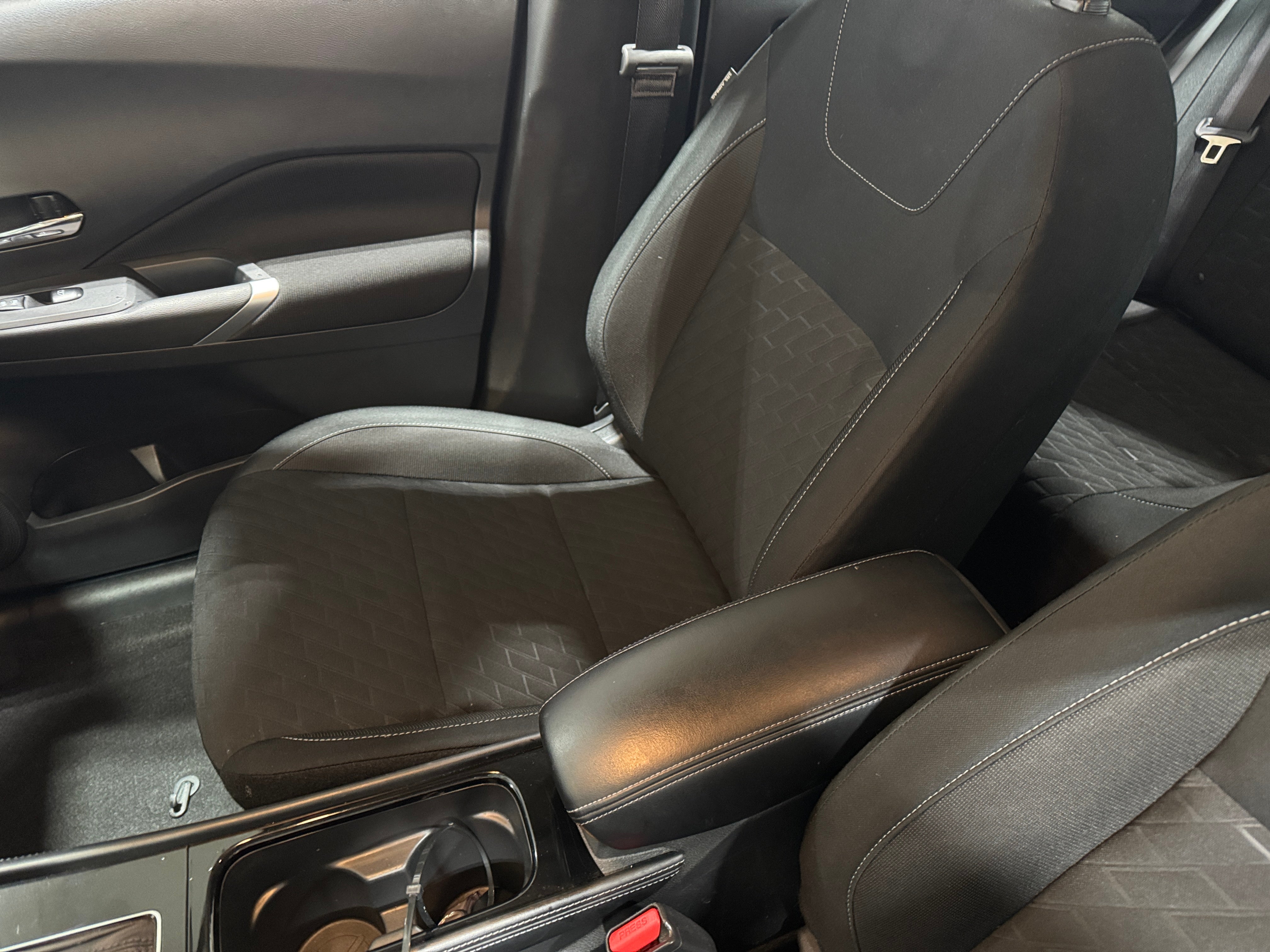 2024 Nissan Kicks SV 2