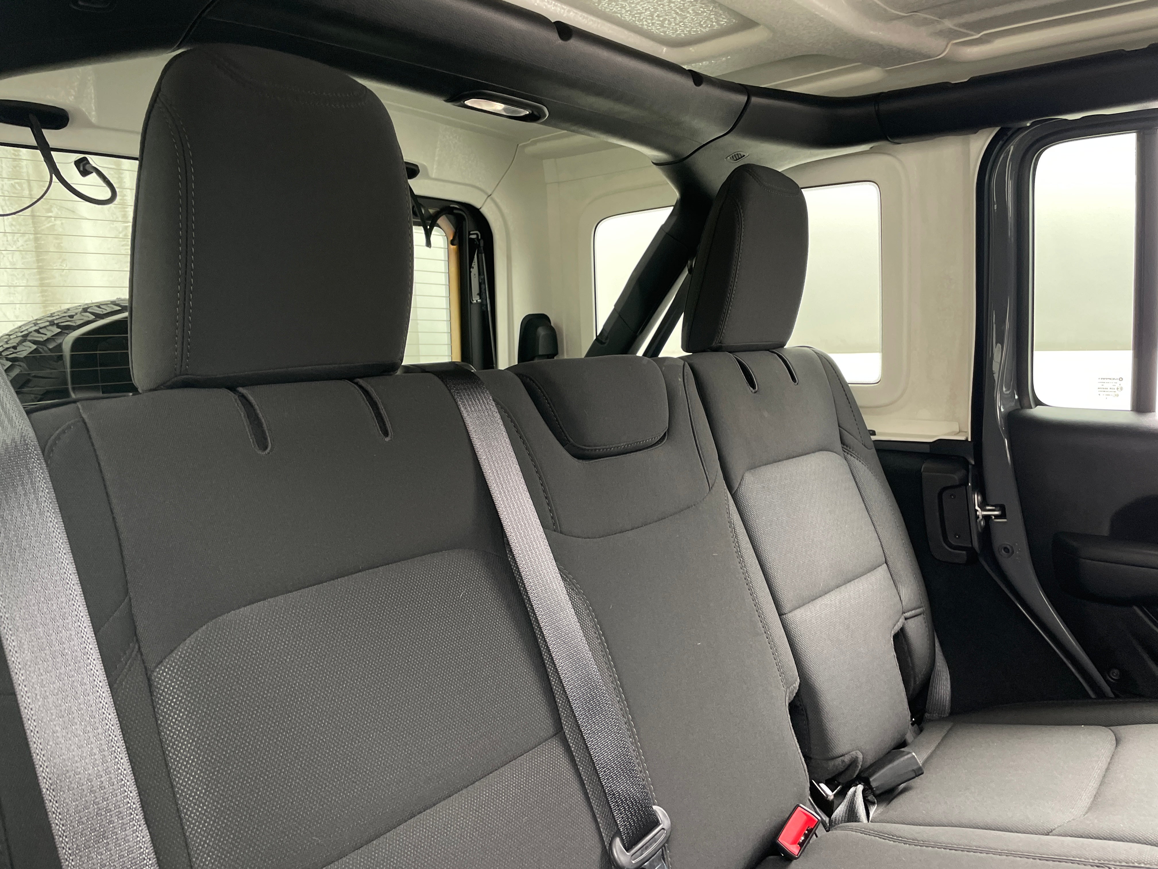 2023 Jeep Wrangler Unlimited High Tide 6
