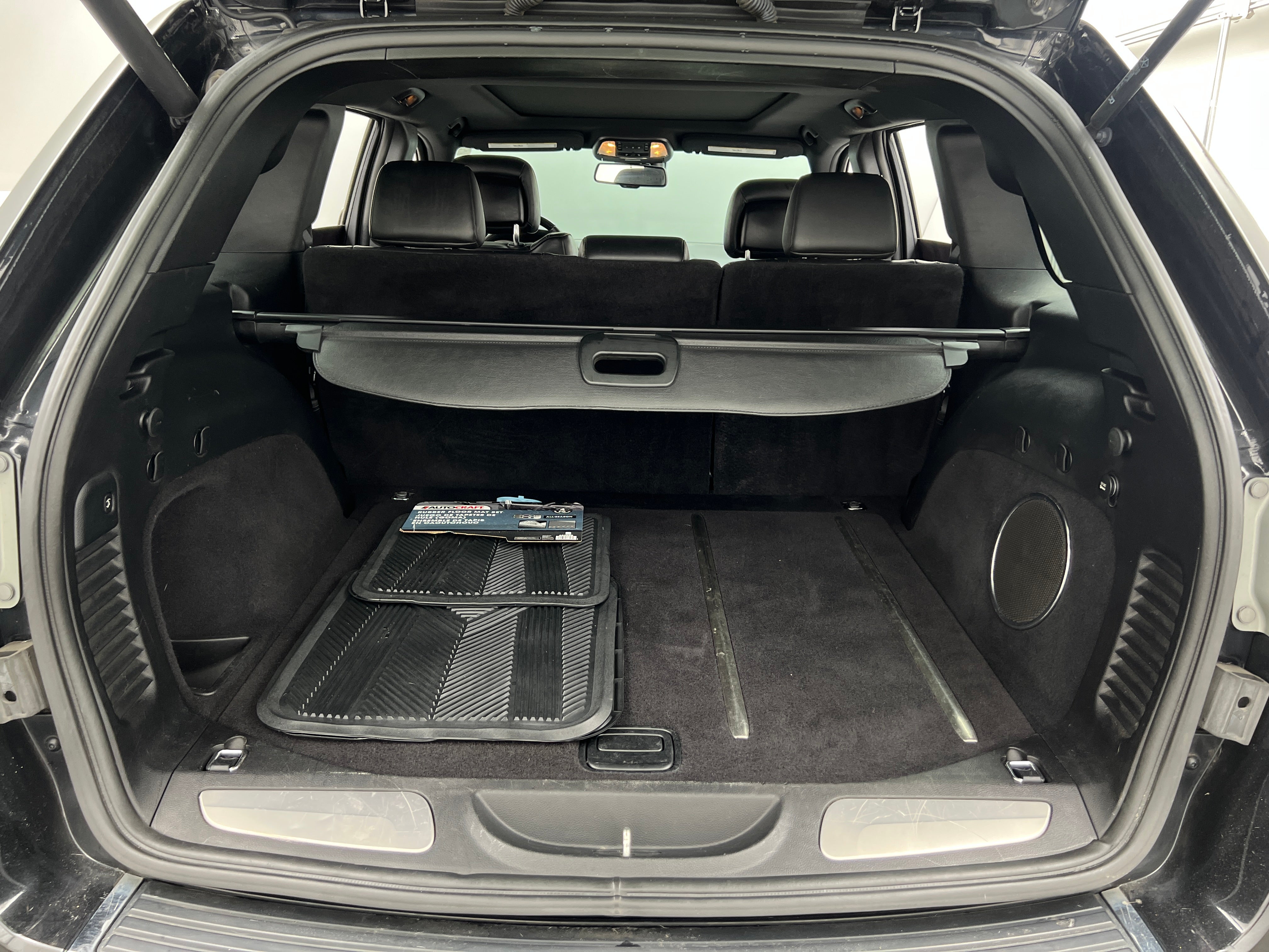 2015 Jeep Grand Cherokee Overland 6