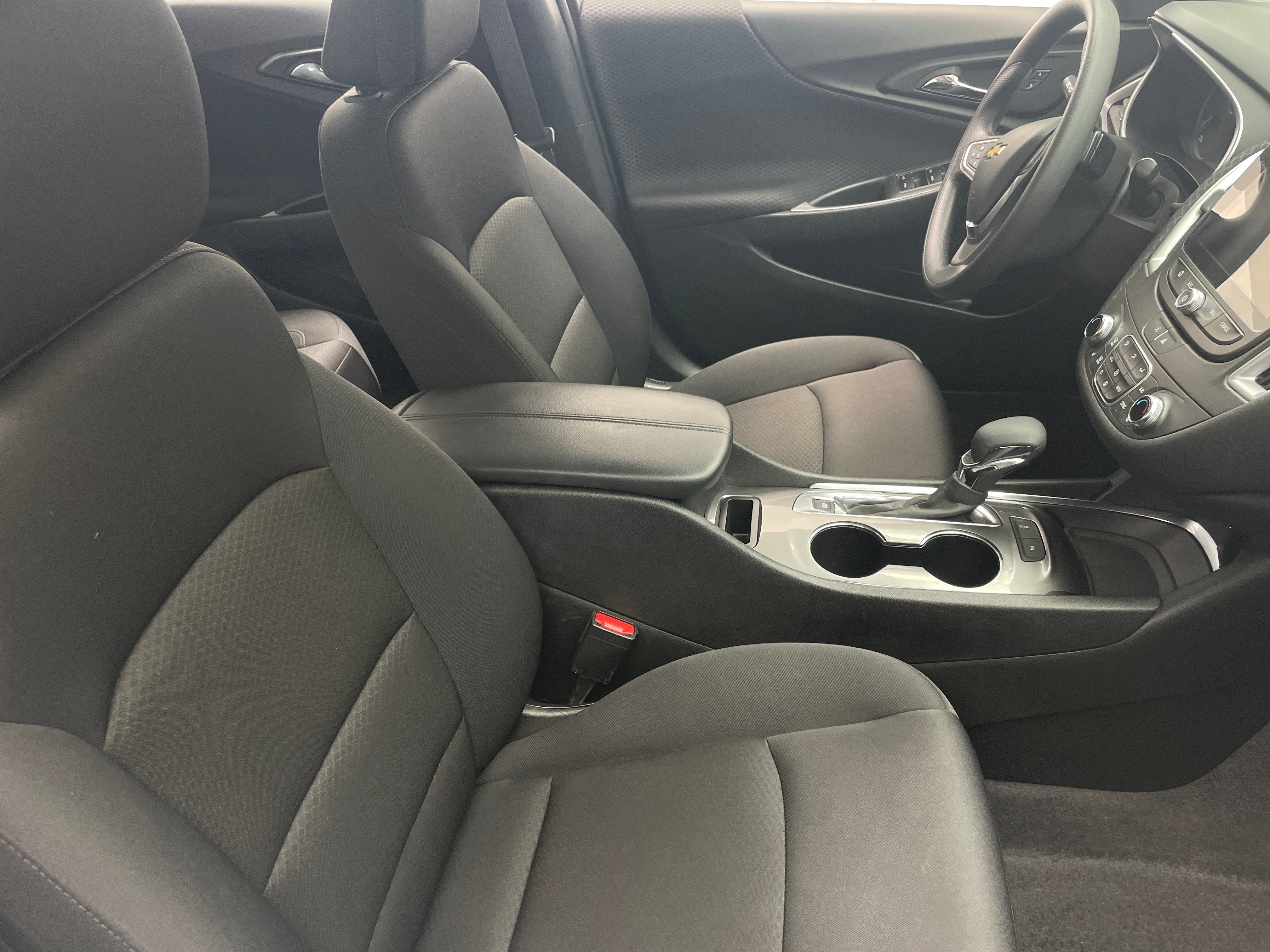 2024 Chevrolet Malibu LT 2