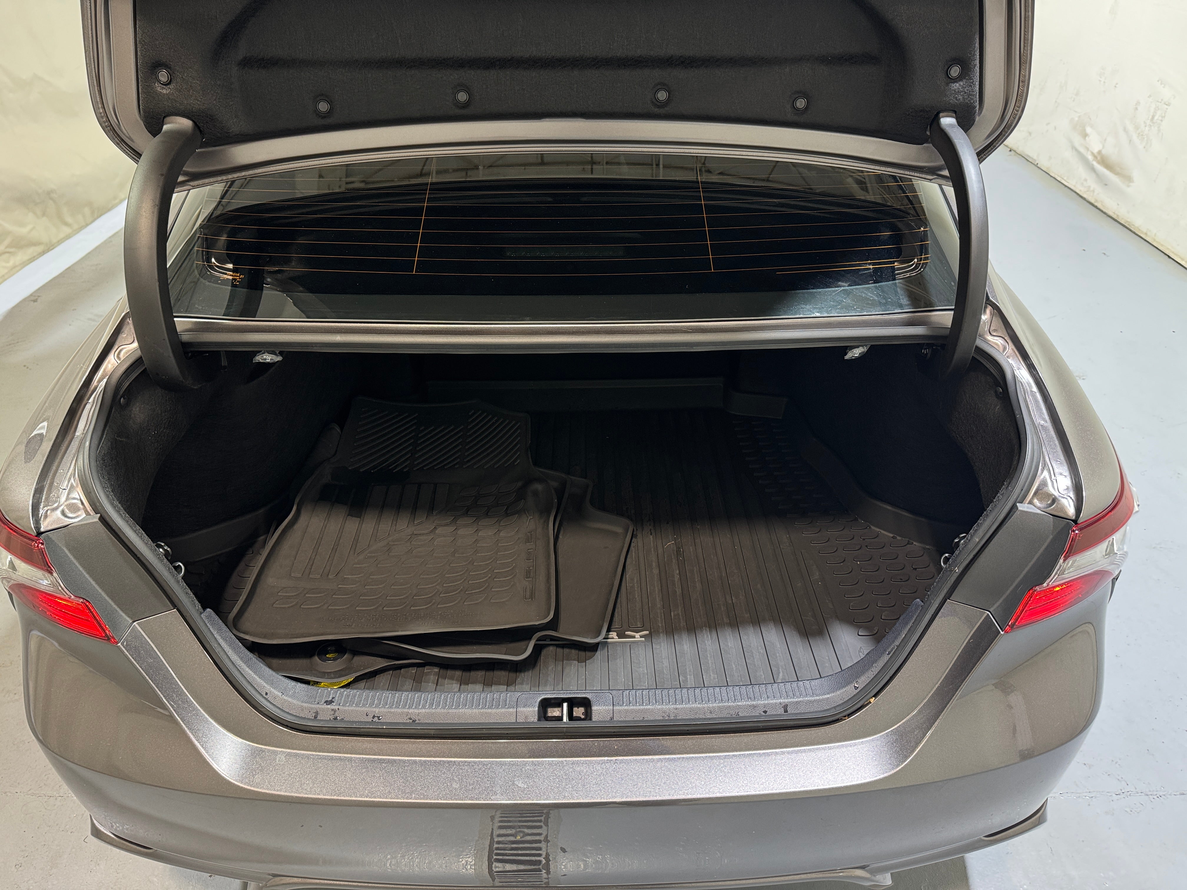 2024 Toyota Camry SE 6