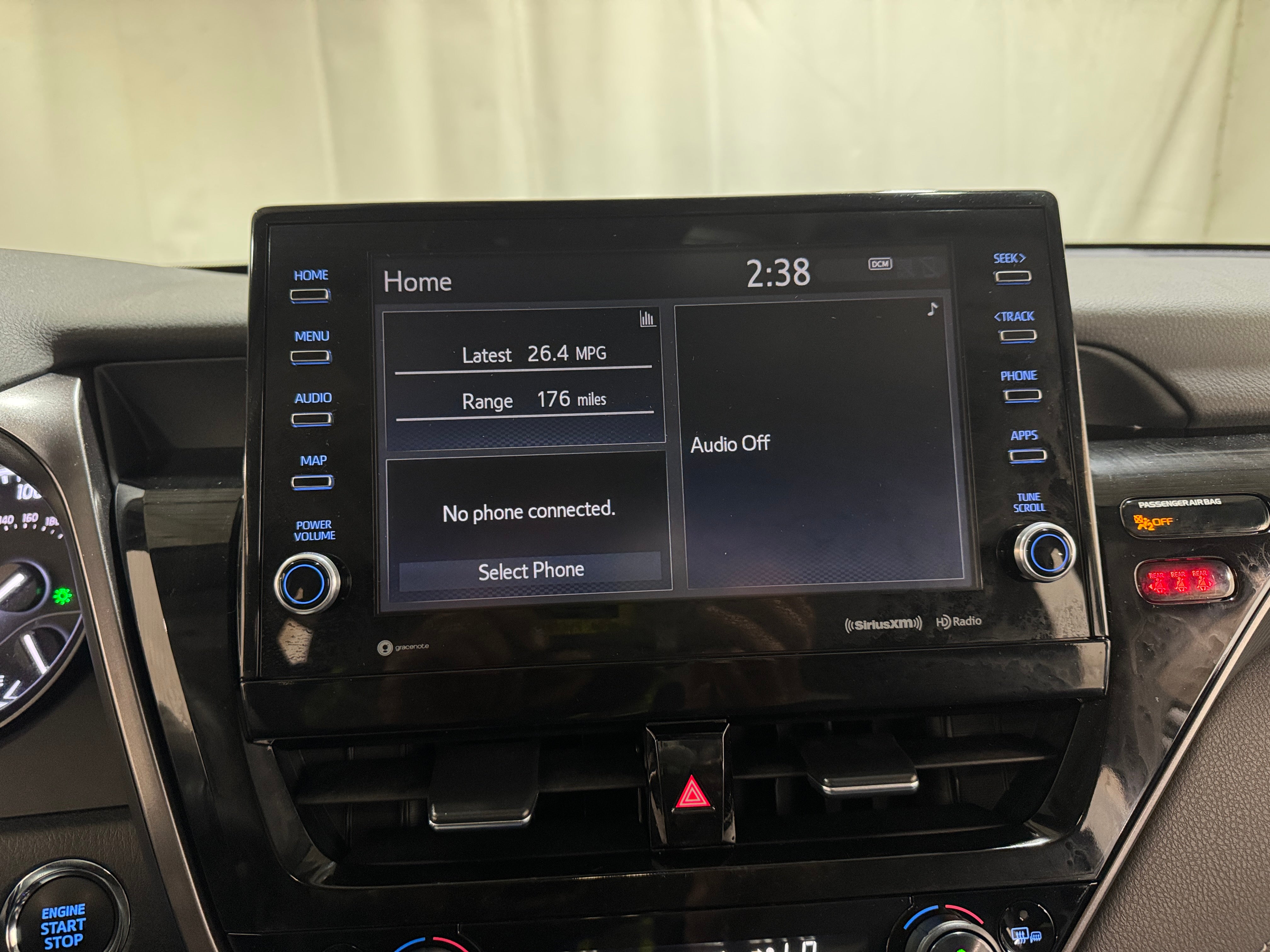 2024 Toyota Camry SE 3