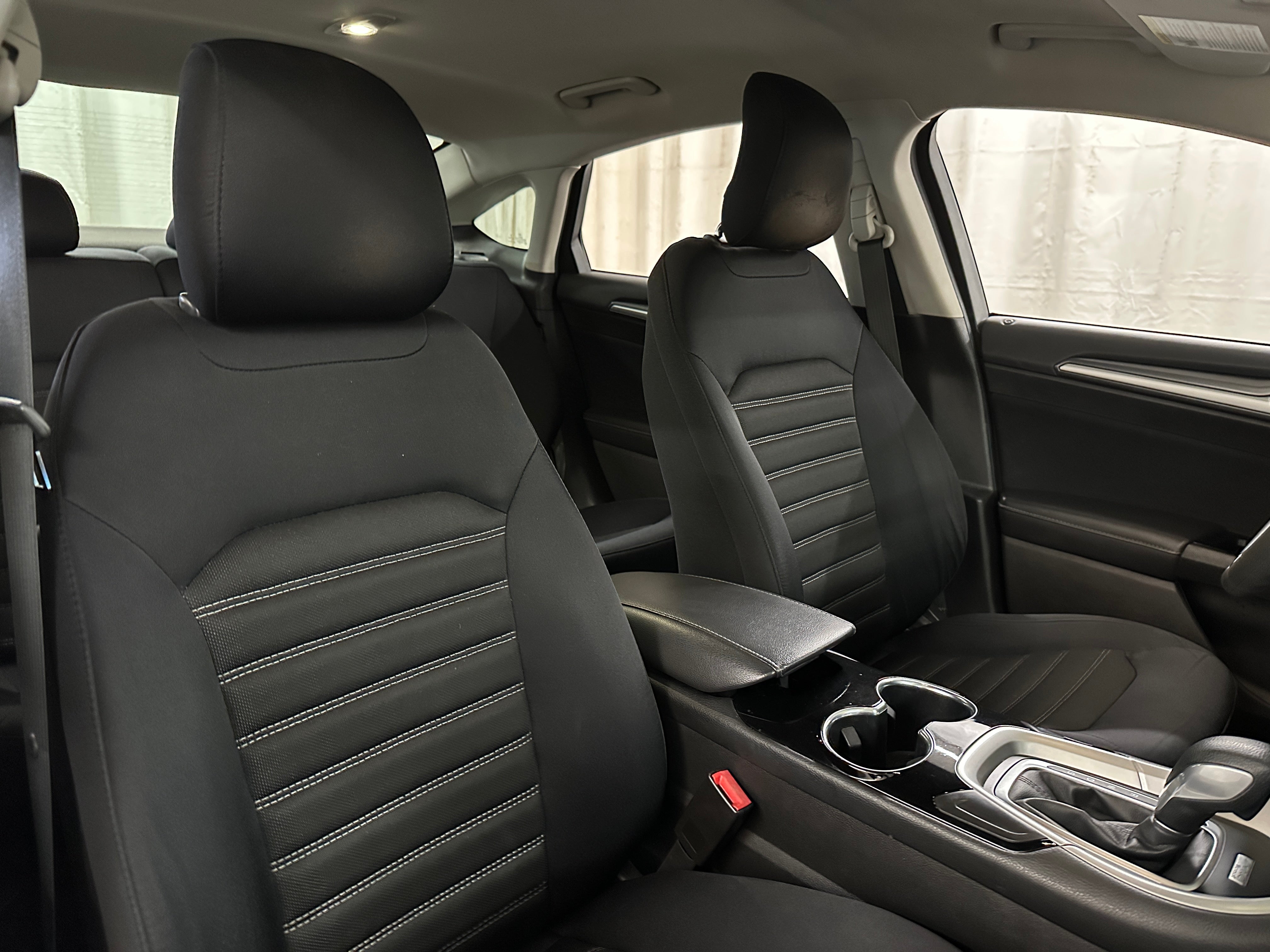 2014 Ford Fusion SE 2
