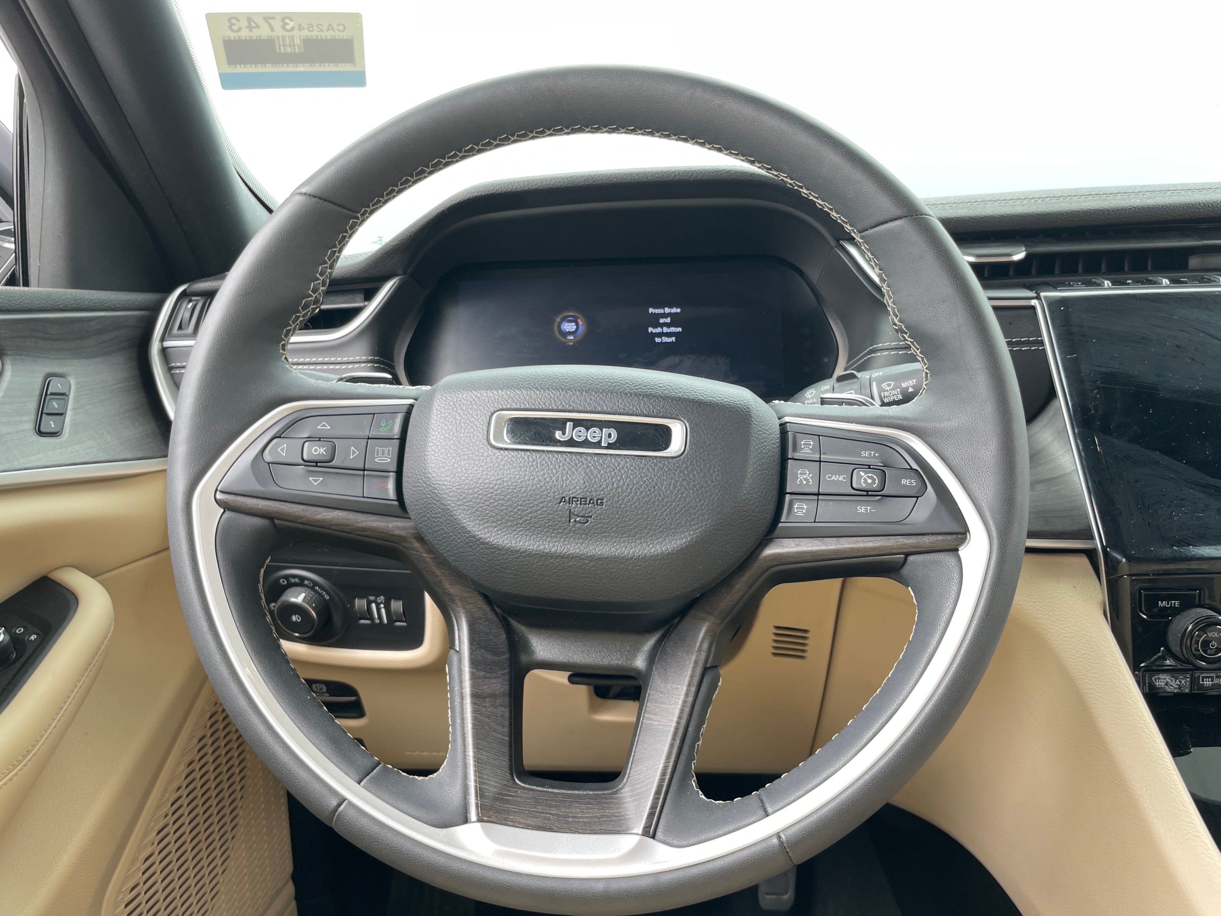 2023 Jeep Grand Cherokee L Limited Edition 4