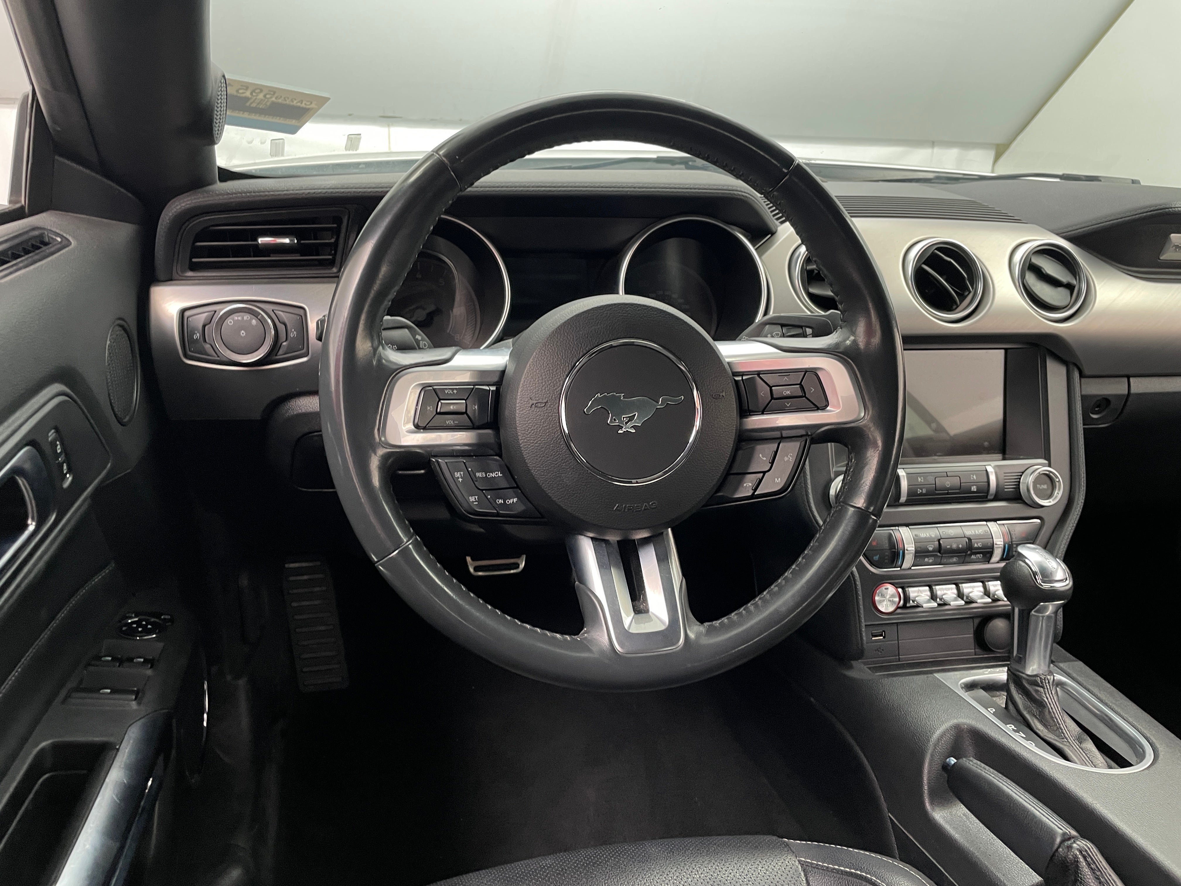 2023 Ford Mustang  5