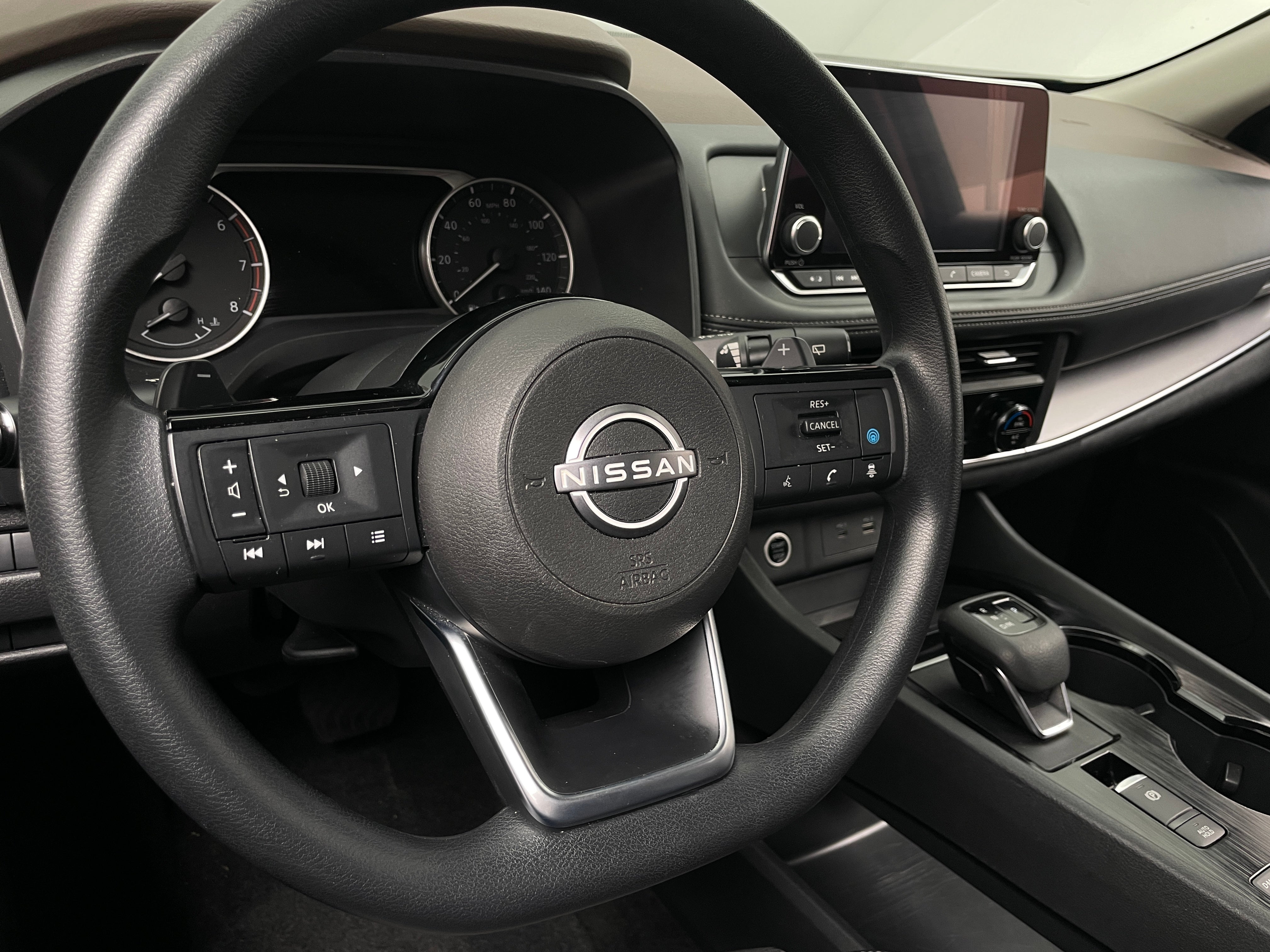 2023 Nissan Rogue SV 5