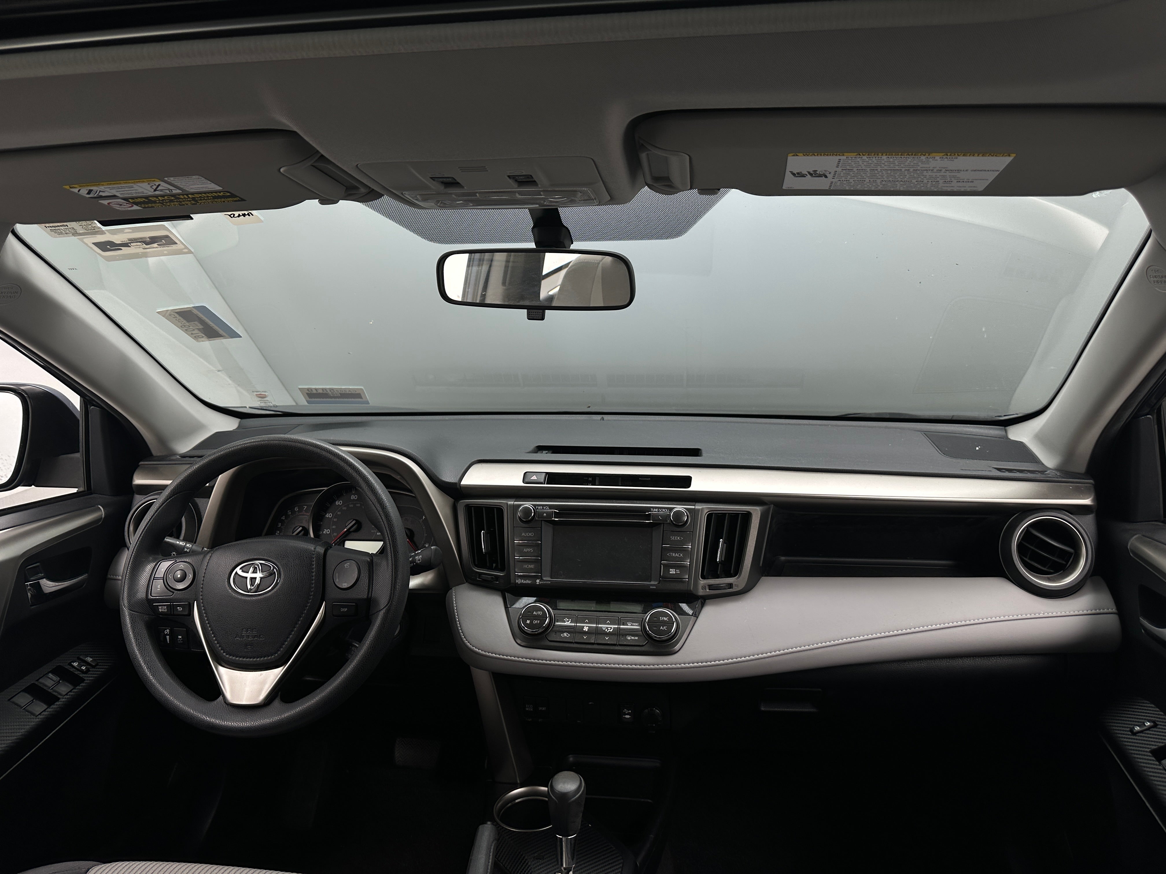 2014 Toyota RAV4 XLE 3