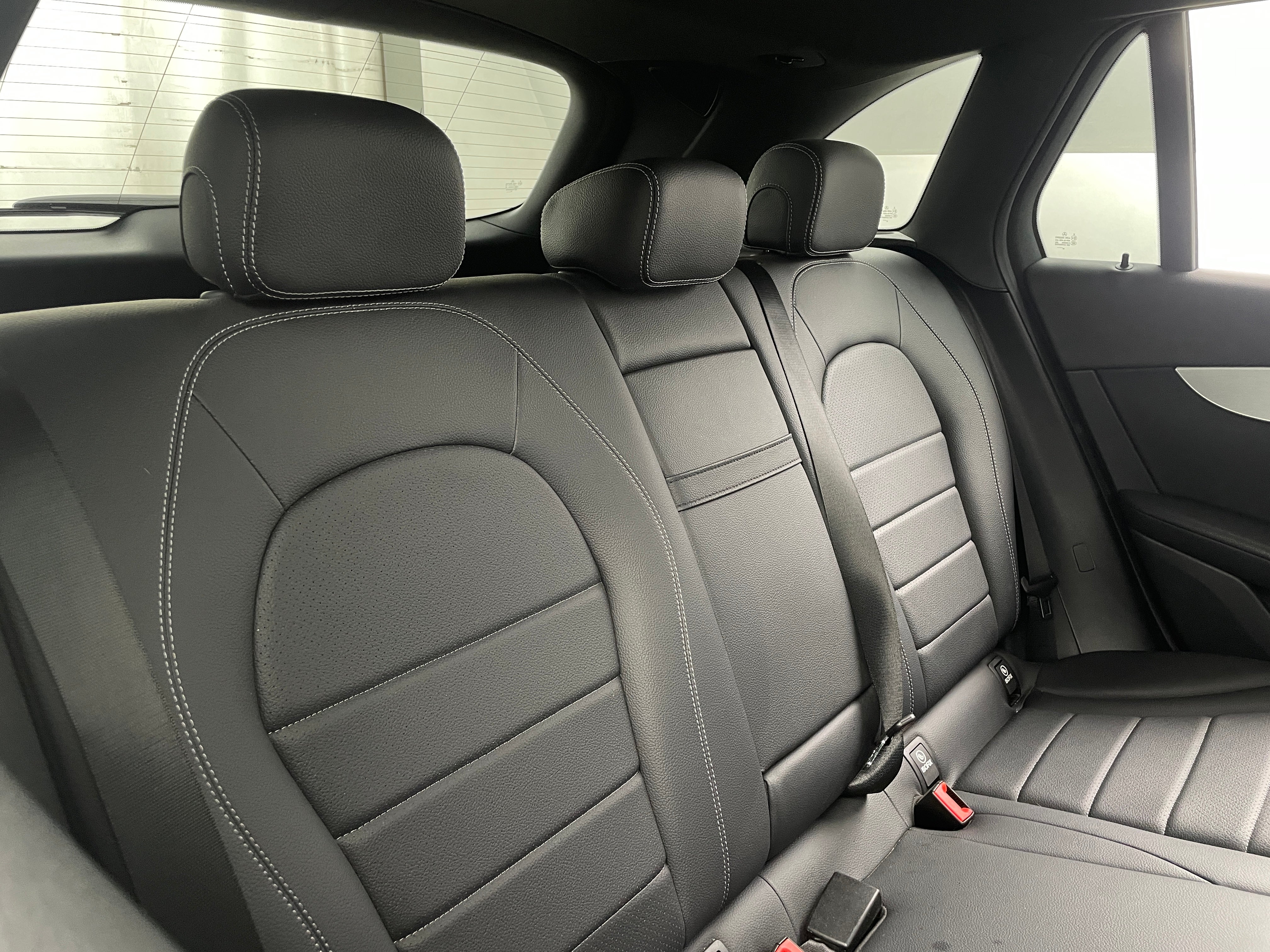 2021 Mercedes-Benz GLC 300 5