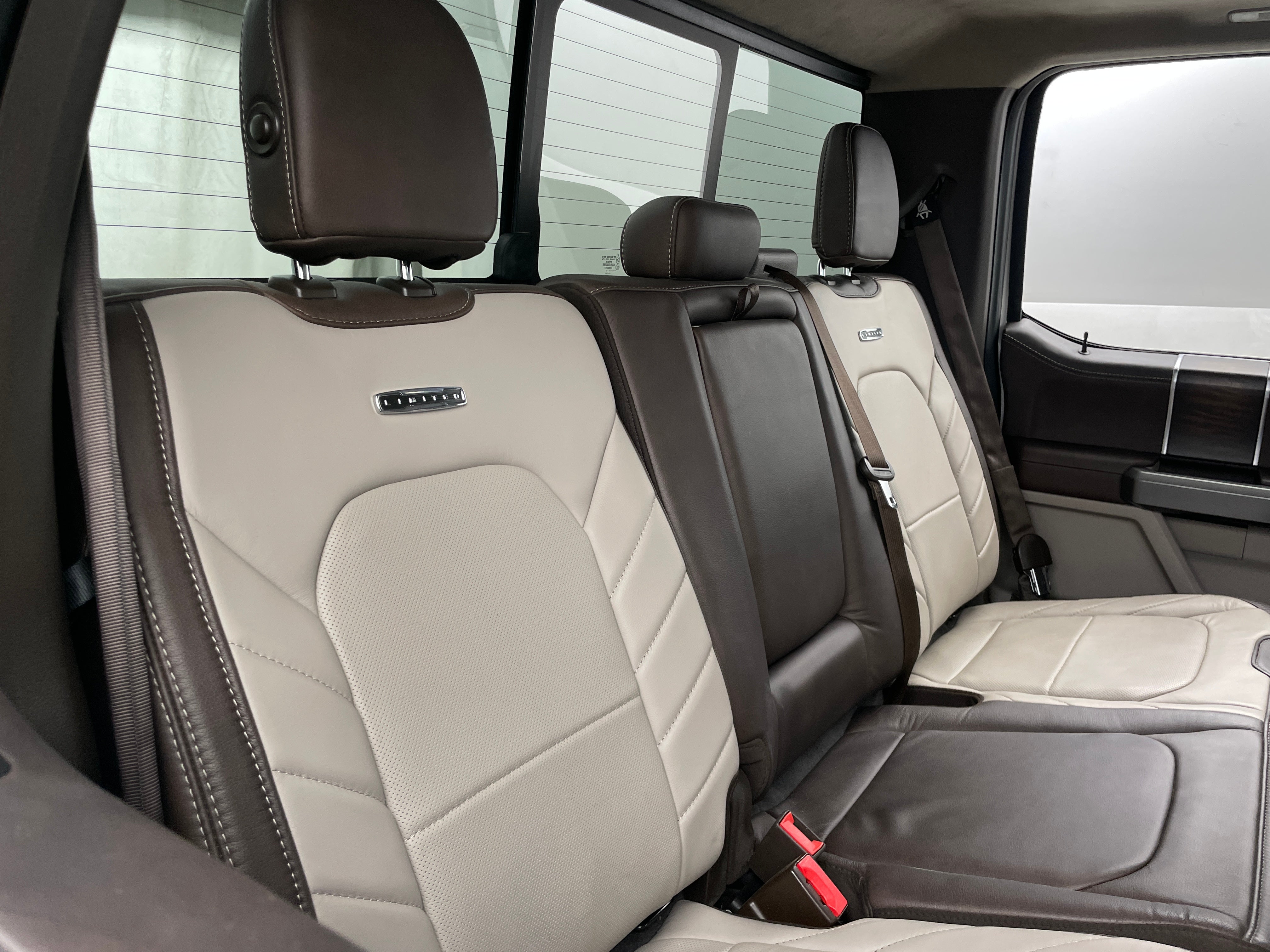 2019 Ford Econoline E-150 5