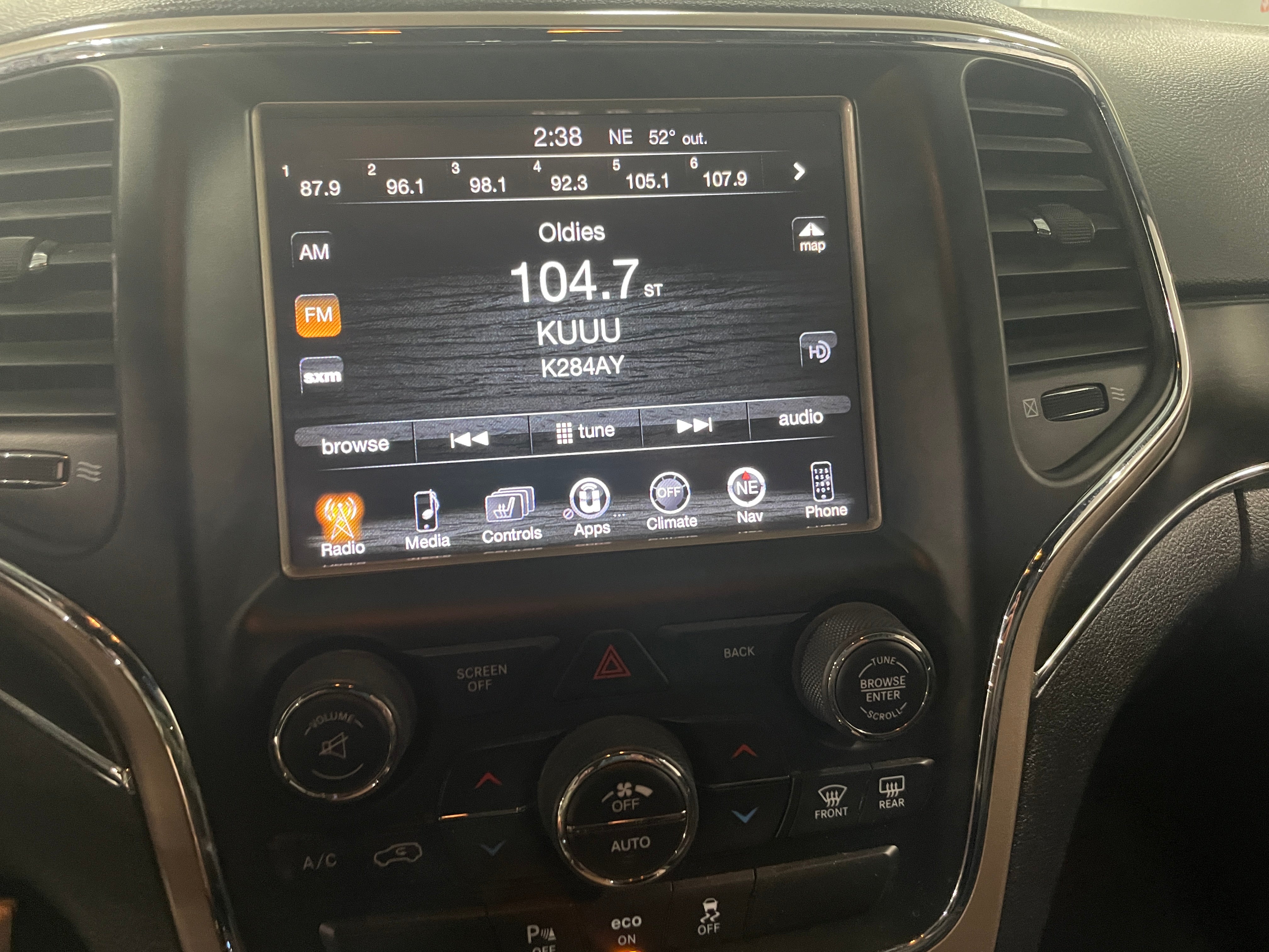 2014 Jeep Grand Cherokee Limited Edition 3