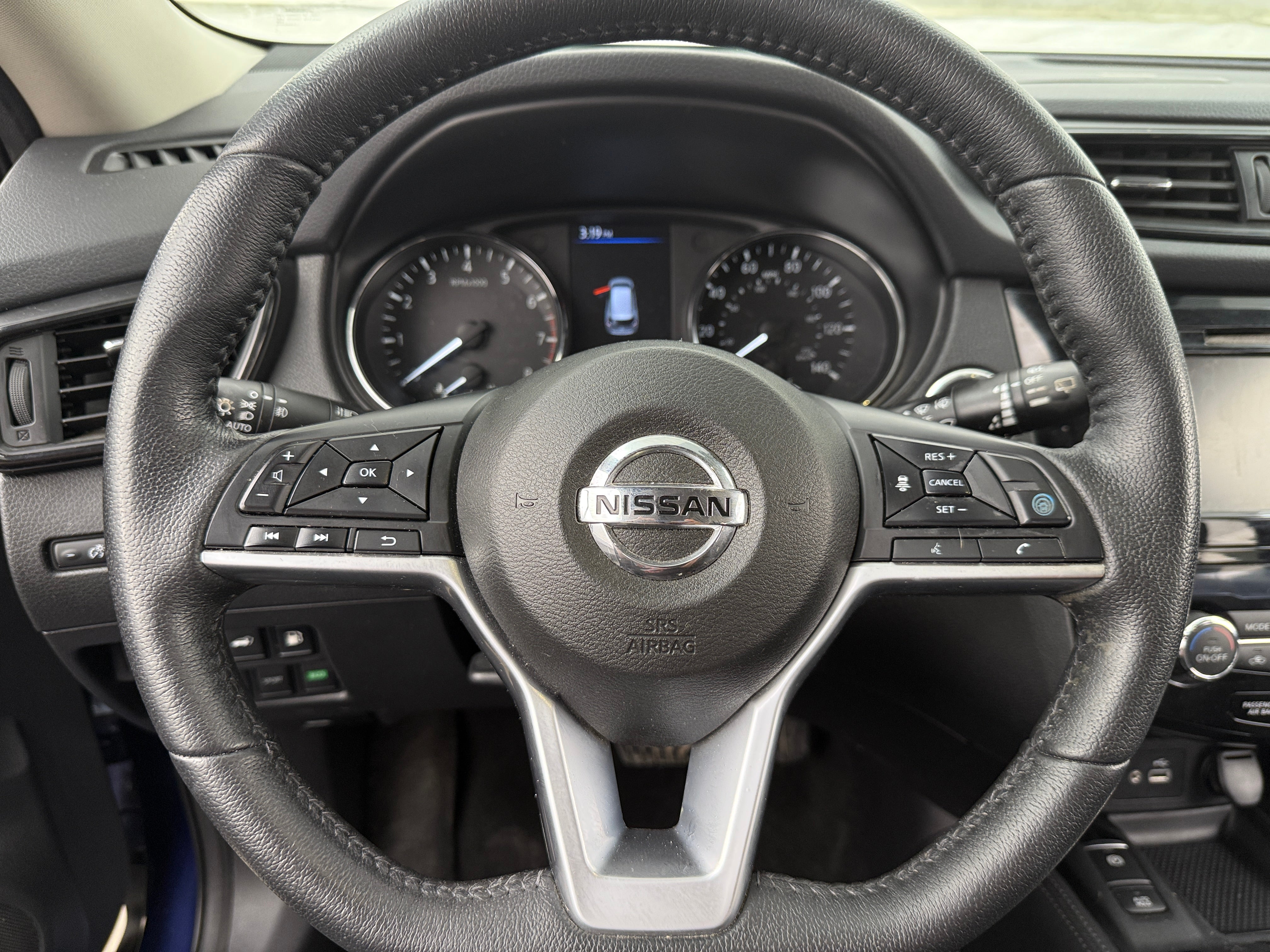 2019 Nissan Rogue SL 4