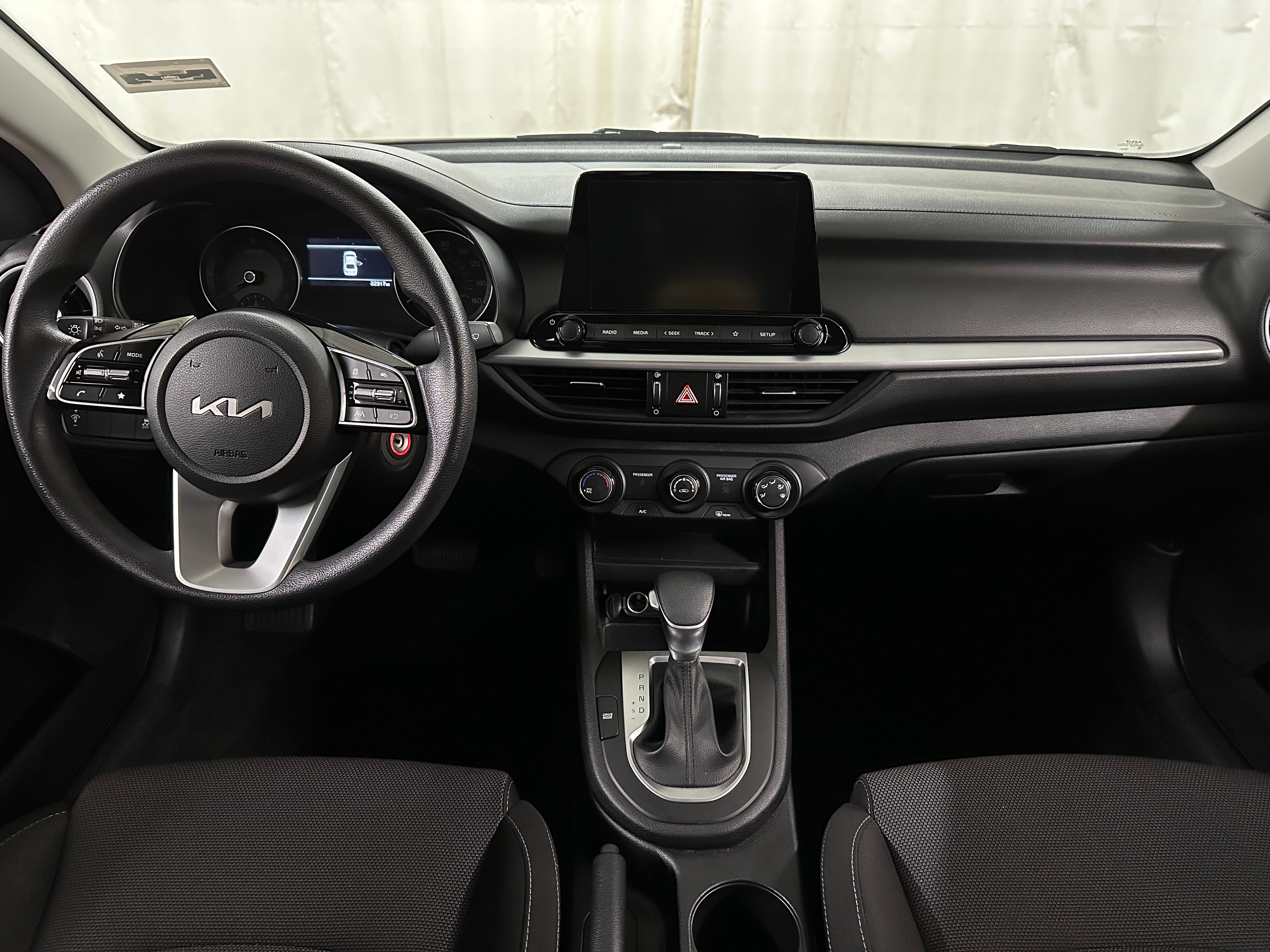 2024 Kia Forte LXS 3