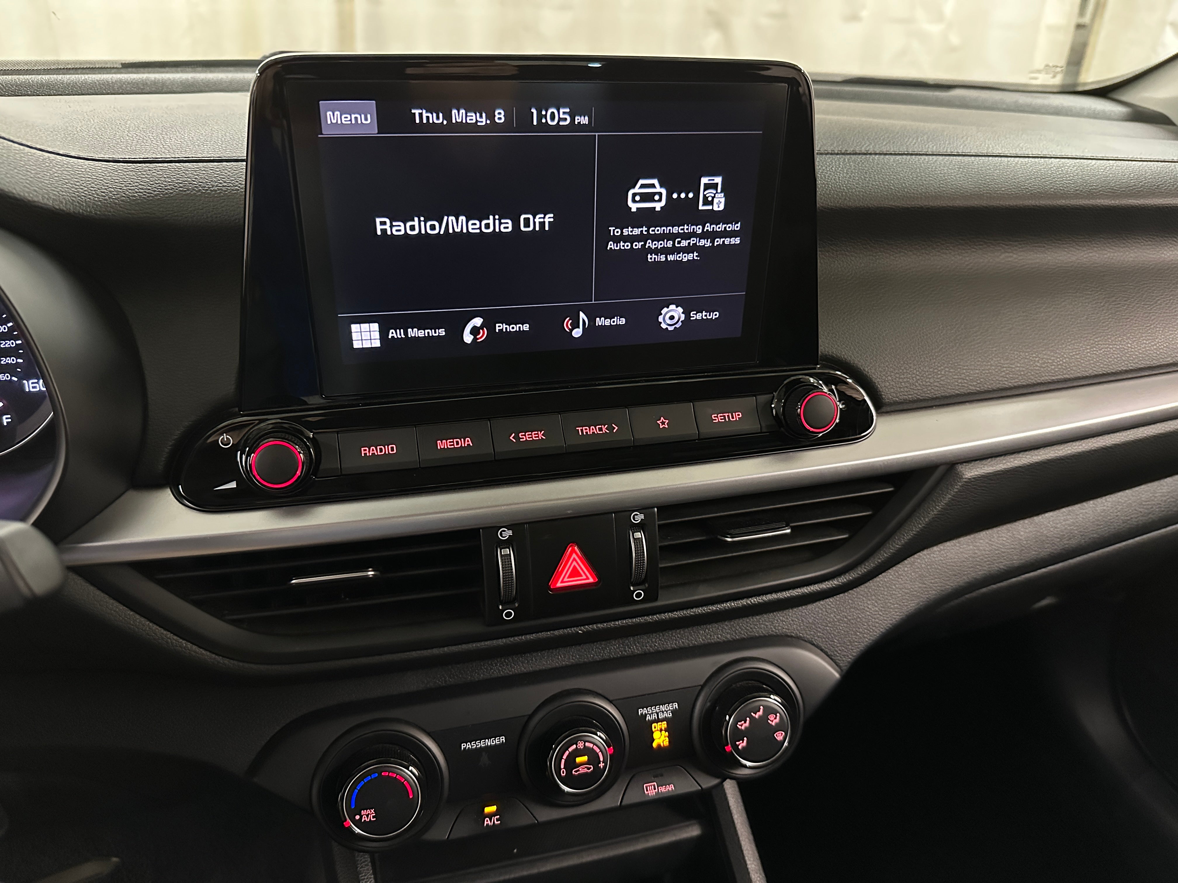 2024 Kia Forte LXS 4