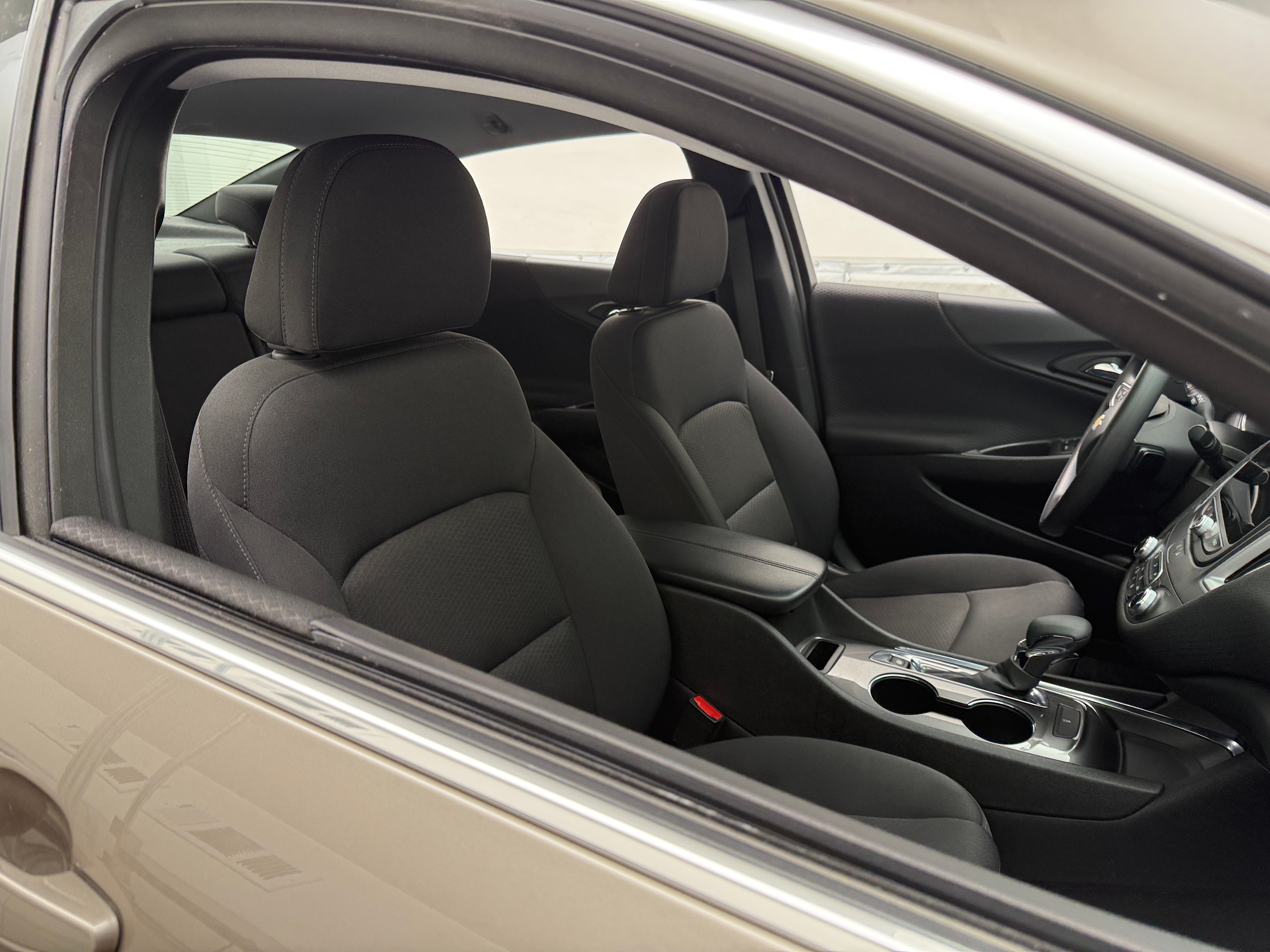 2023 Chevrolet Malibu LT 2