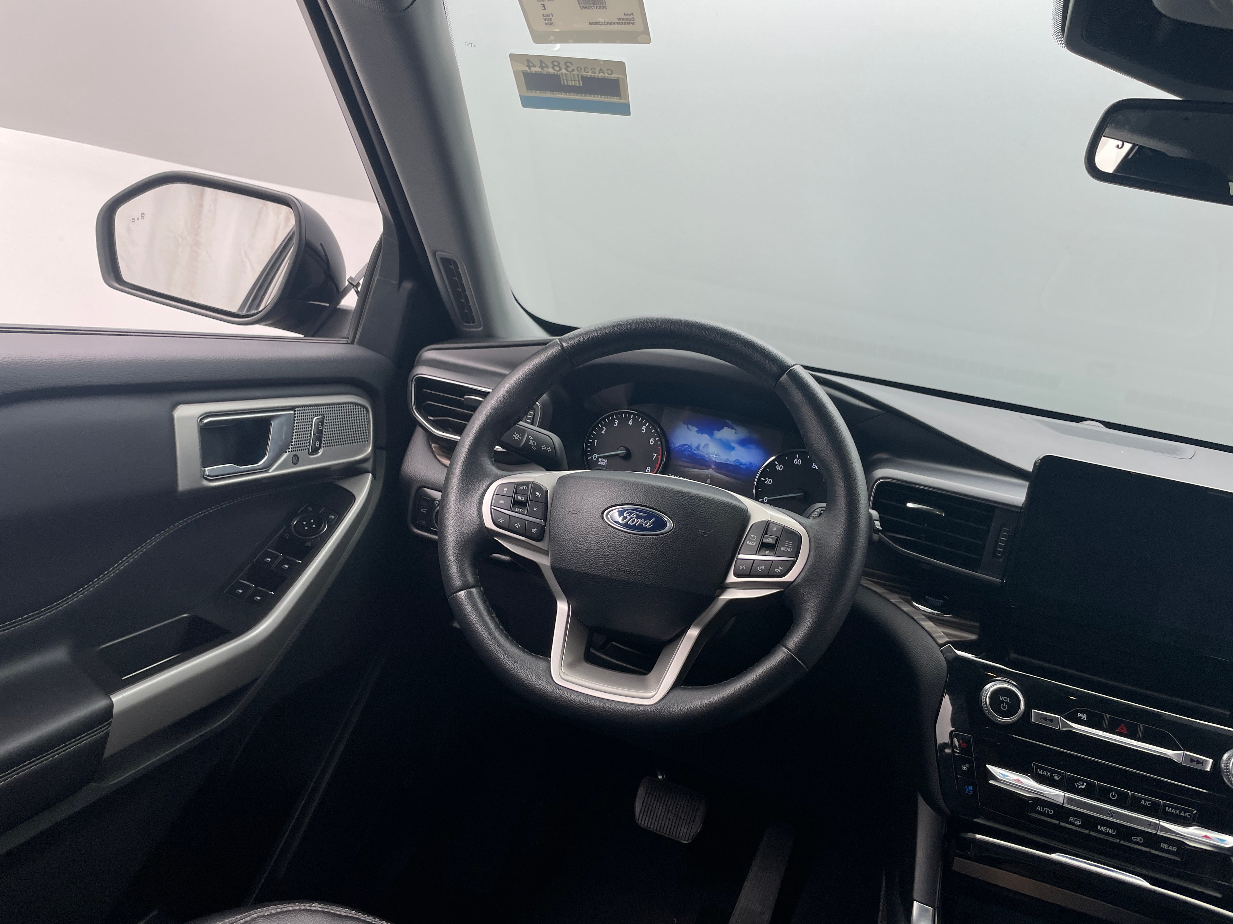2024 Ford Explorer Limited 4