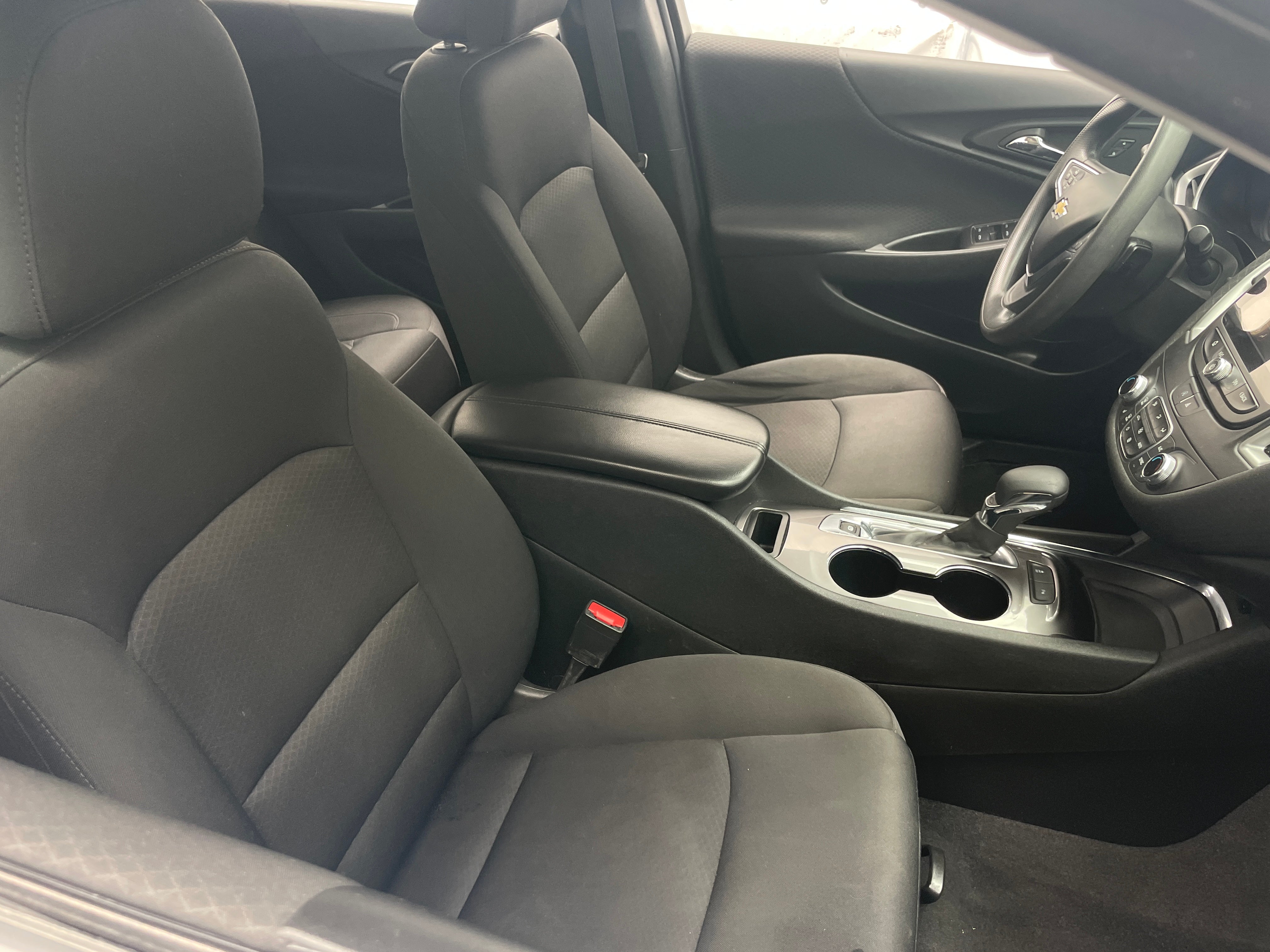 2023 Chevrolet Malibu LT 2