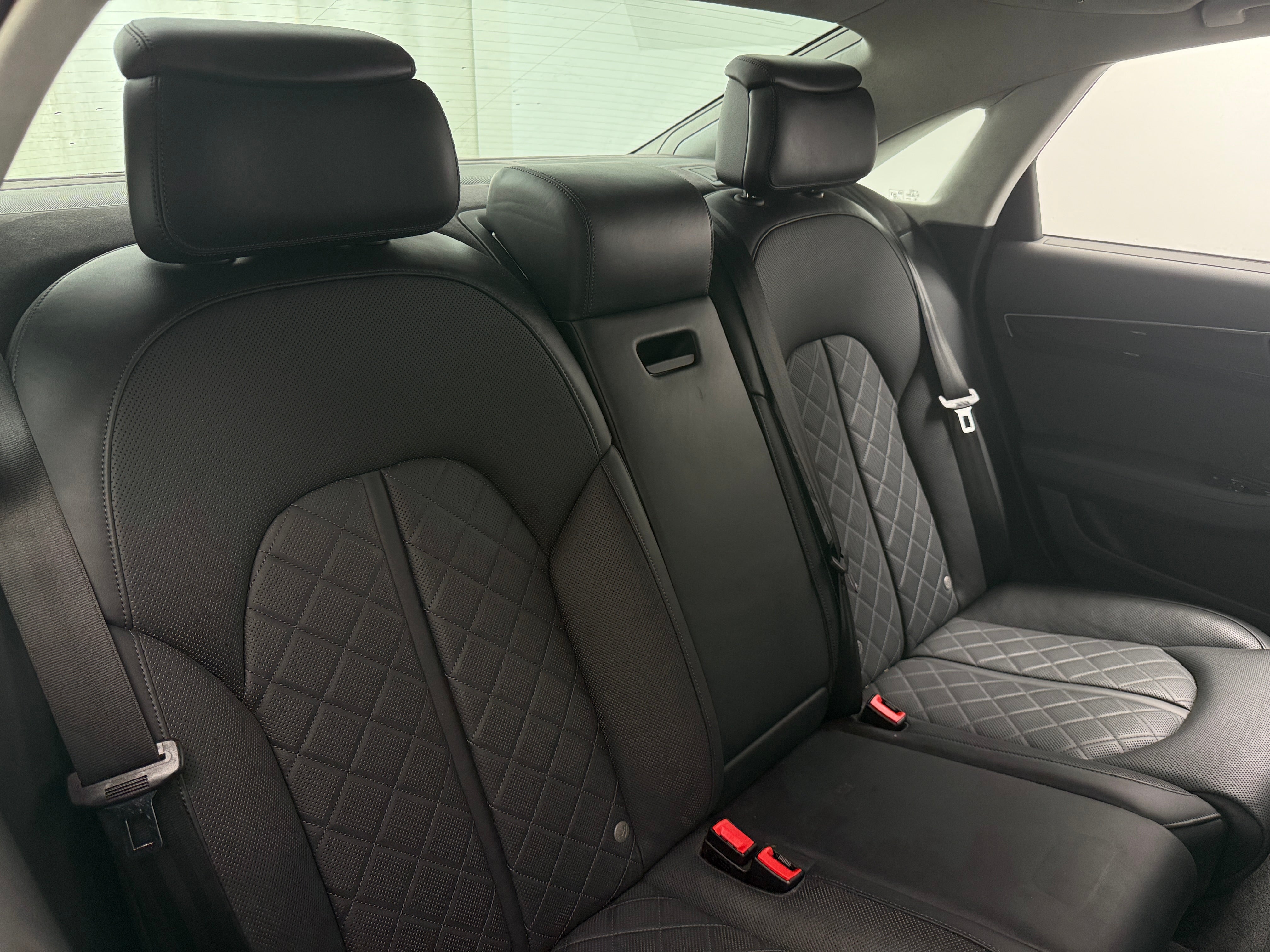 2016 Audi A8 L 6