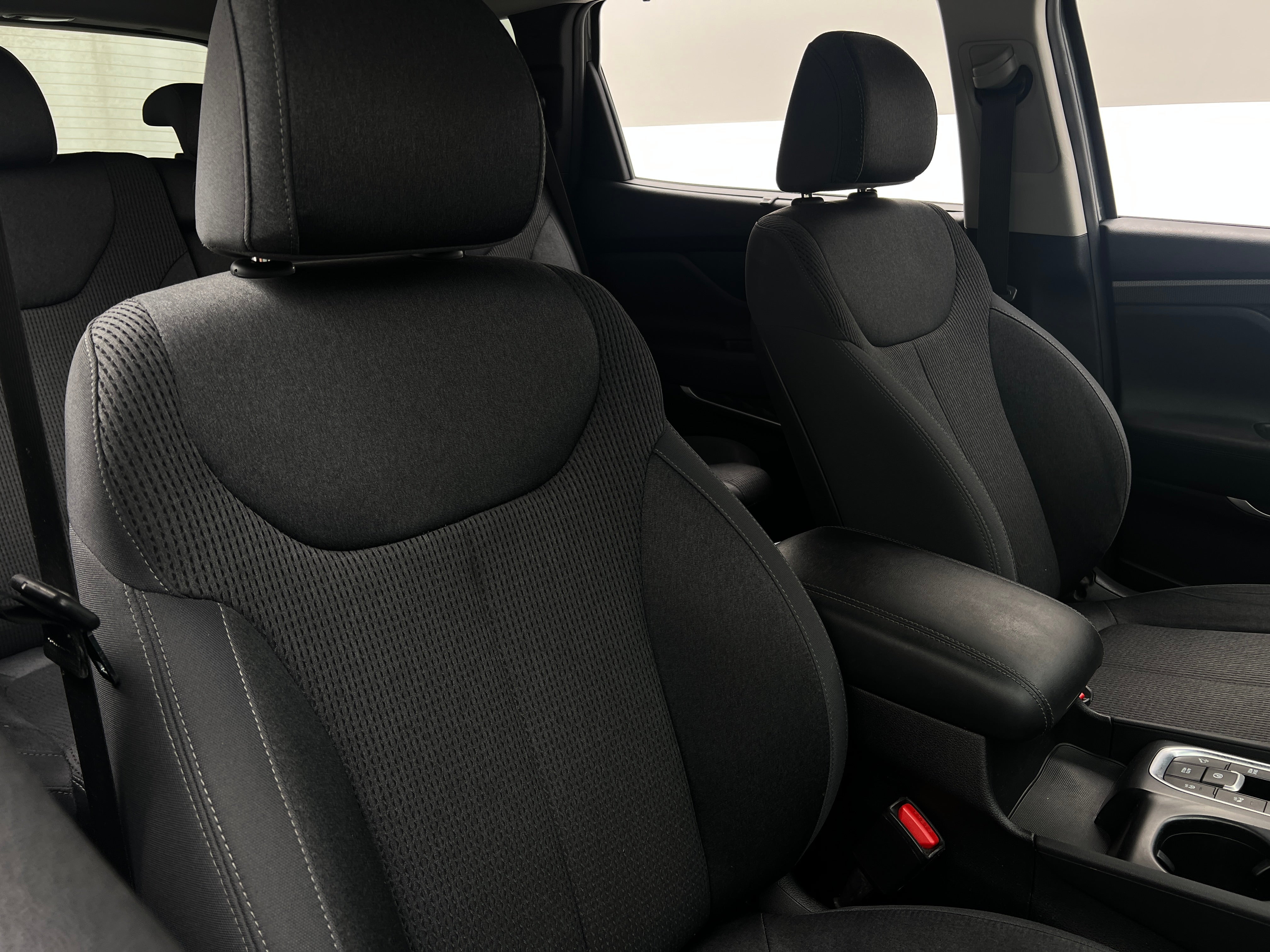2019 Hyundai Santa Fe SEL 2