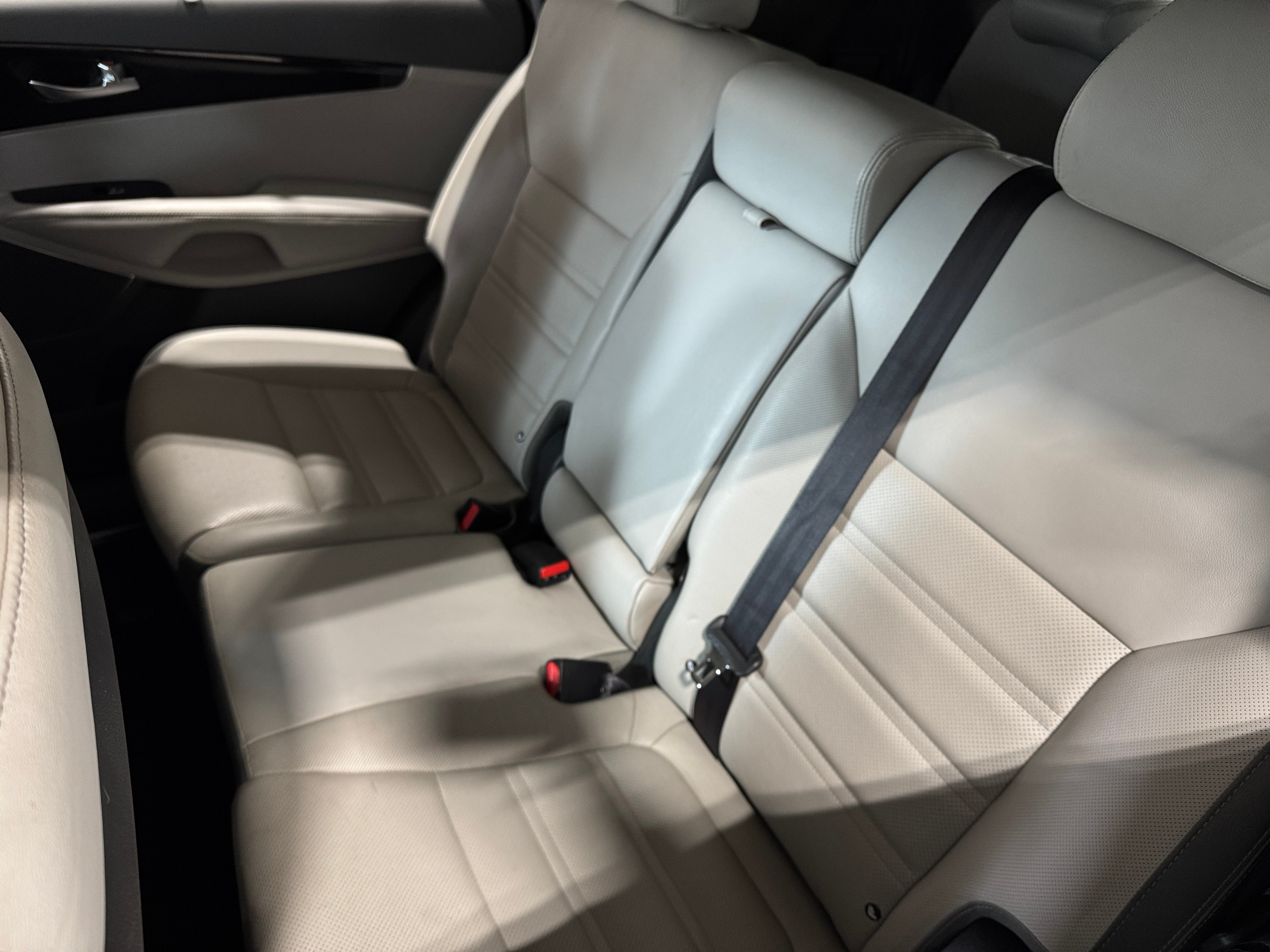 2016 Kia Sorento SX 5
