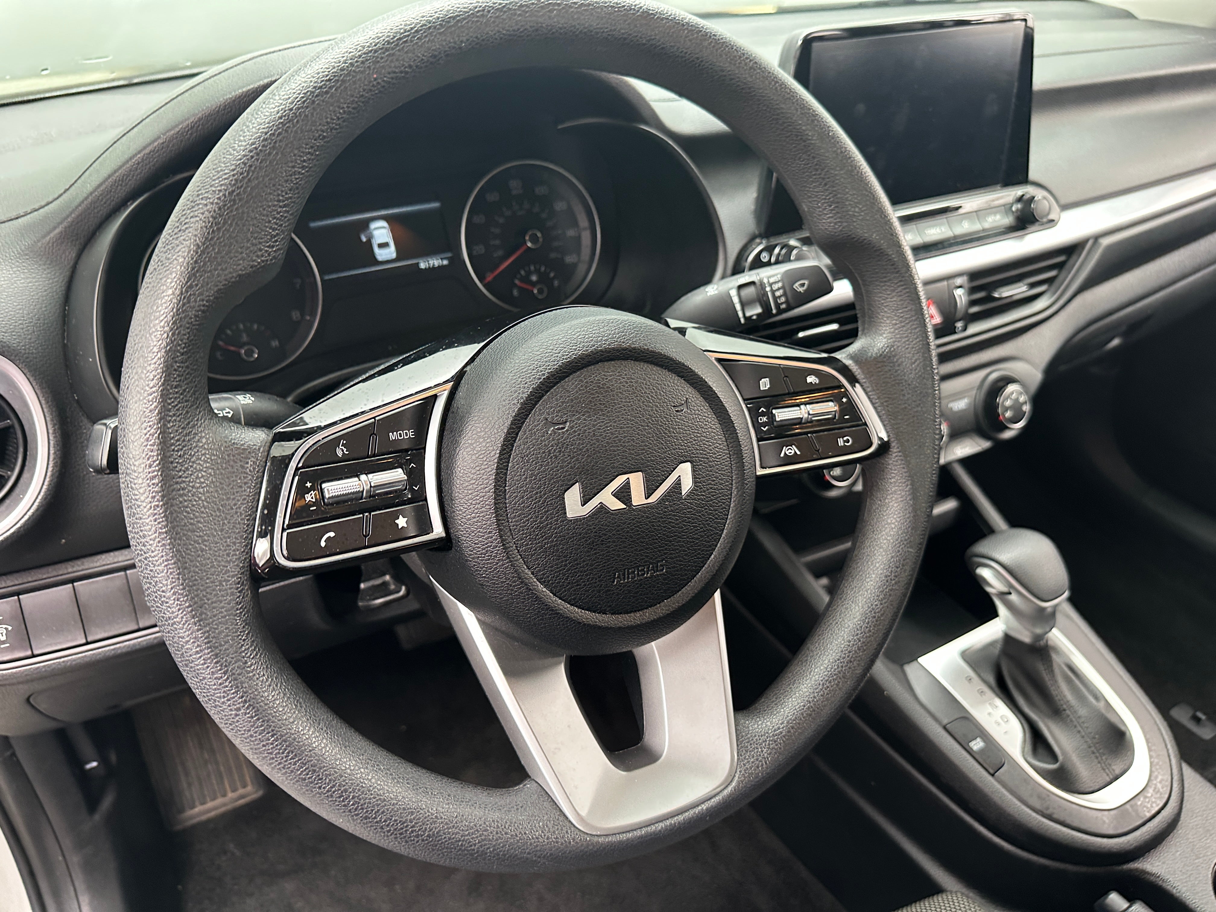 2023 Kia Forte LXS 5