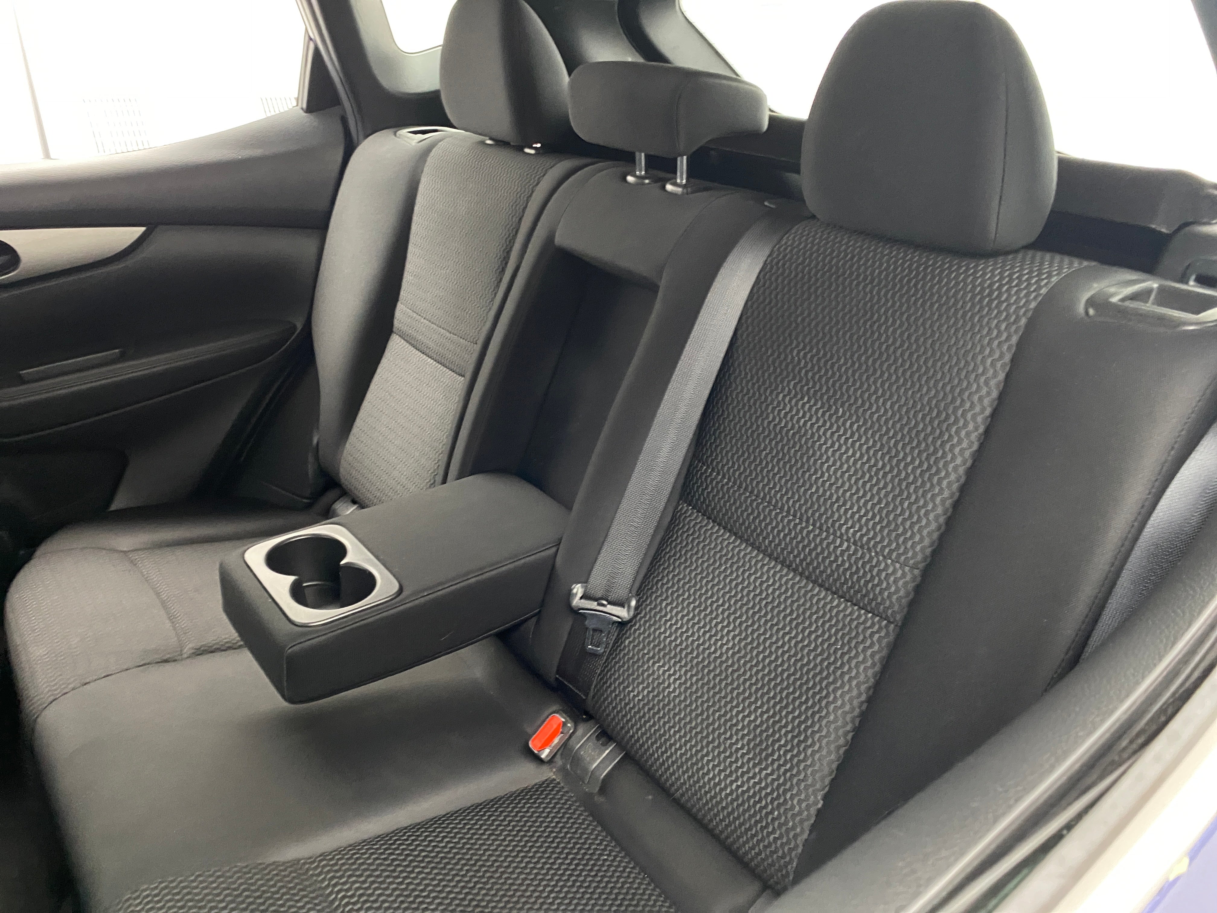 2019 Nissan Rogue Sport S 6