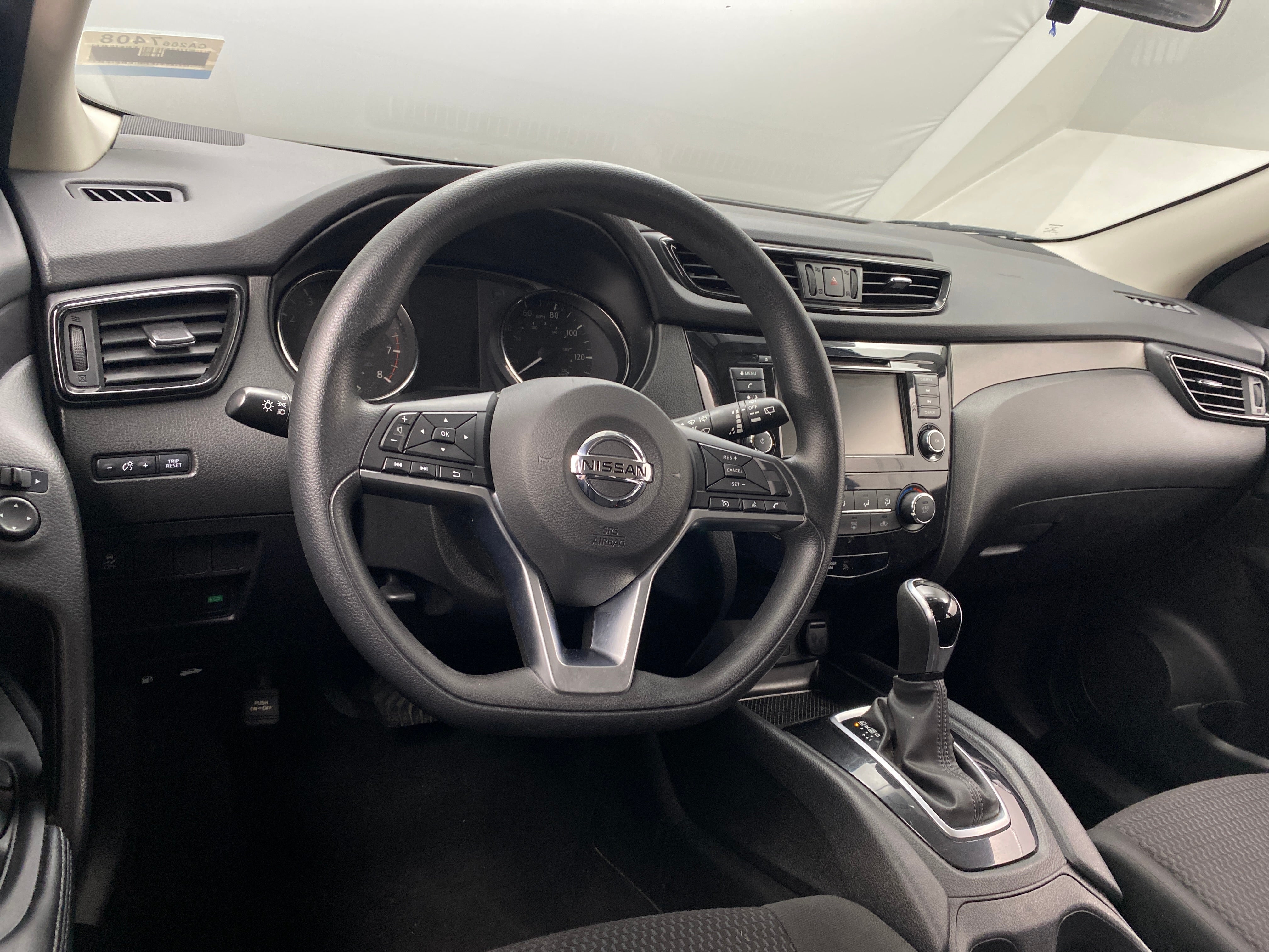 2019 Nissan Rogue Sport S 3