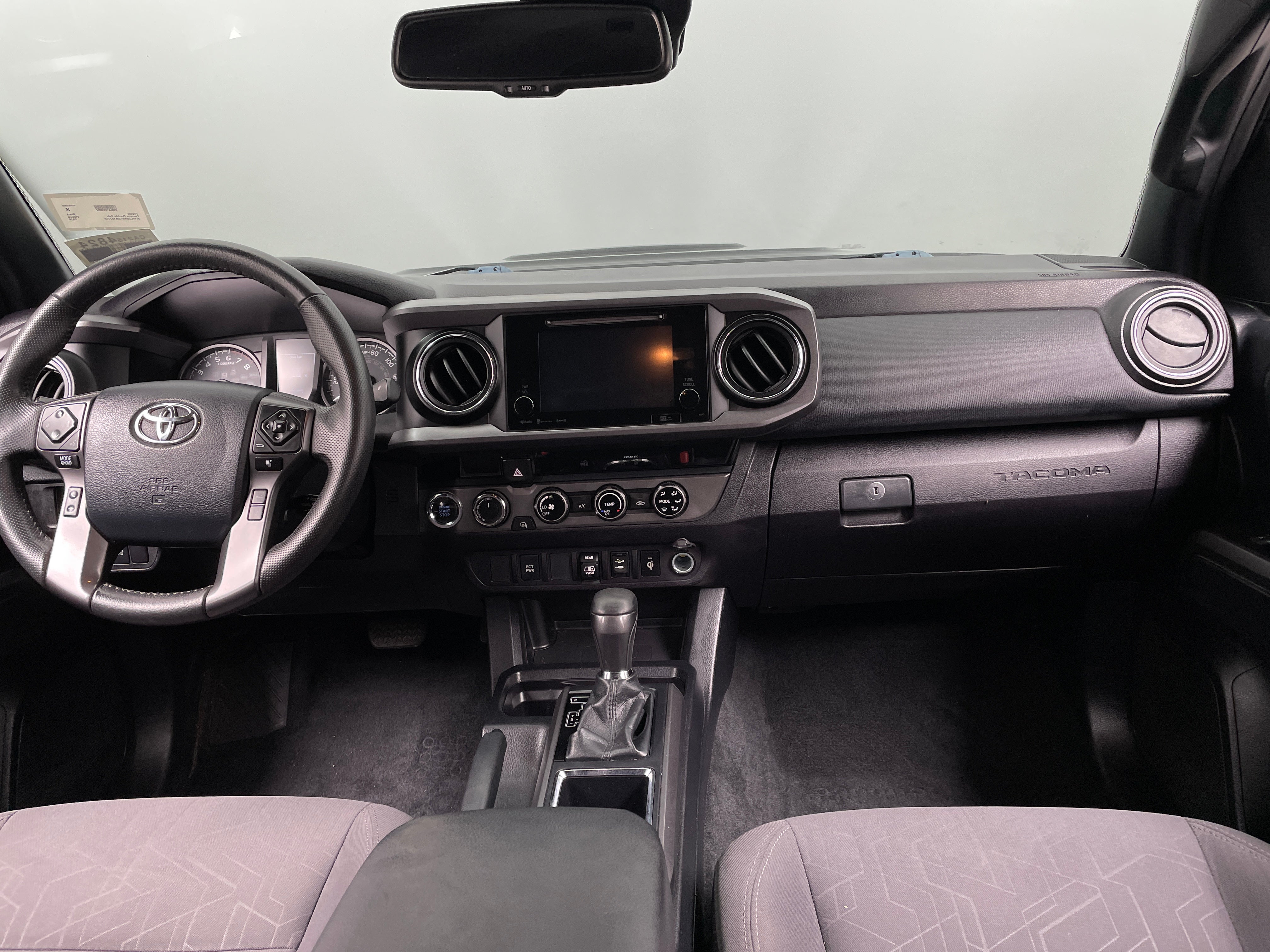 2018 Toyota Tacoma TRD Sport 3